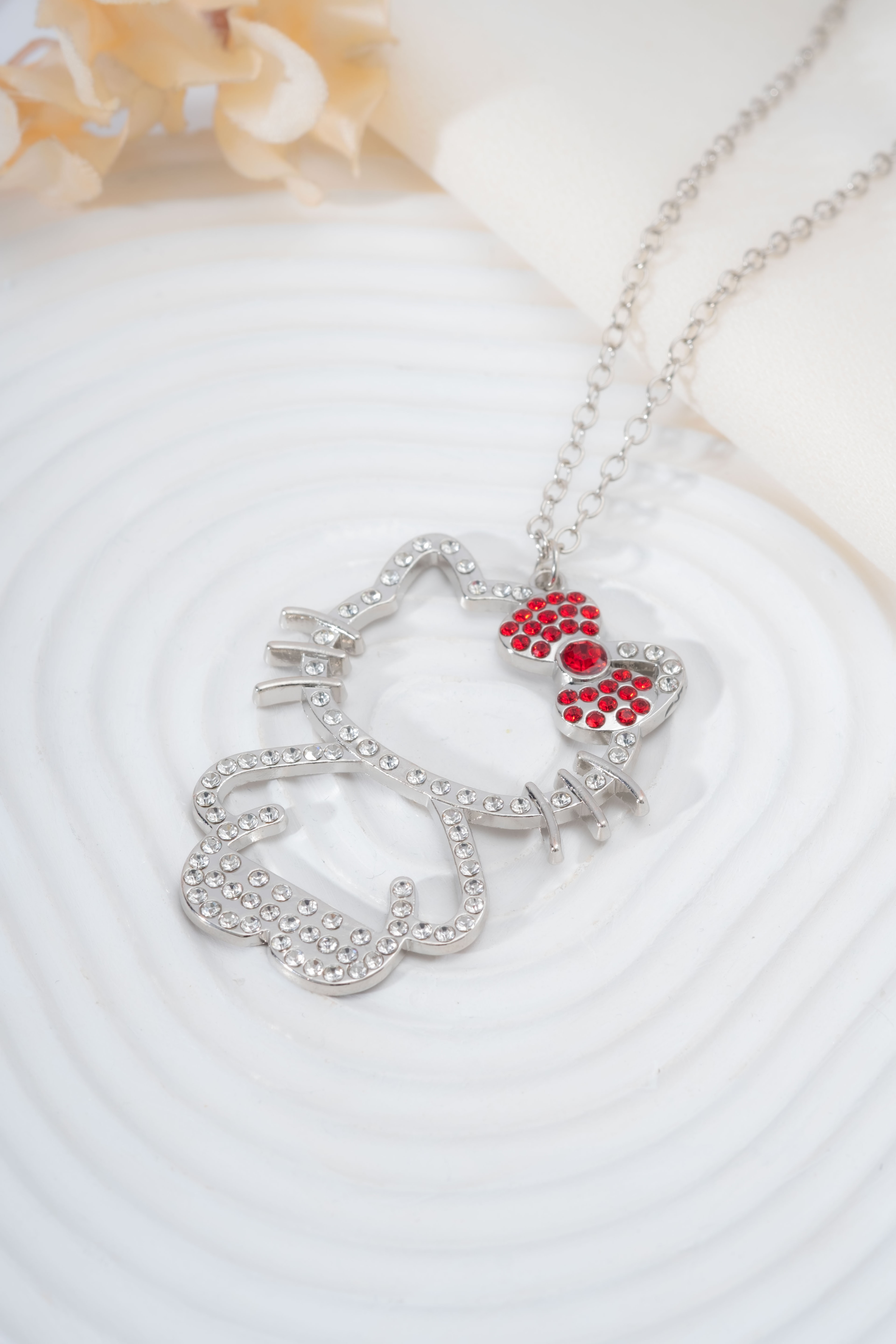 Silver Kırmızı Taşlı Mega Hello Kitty Kolyesi
