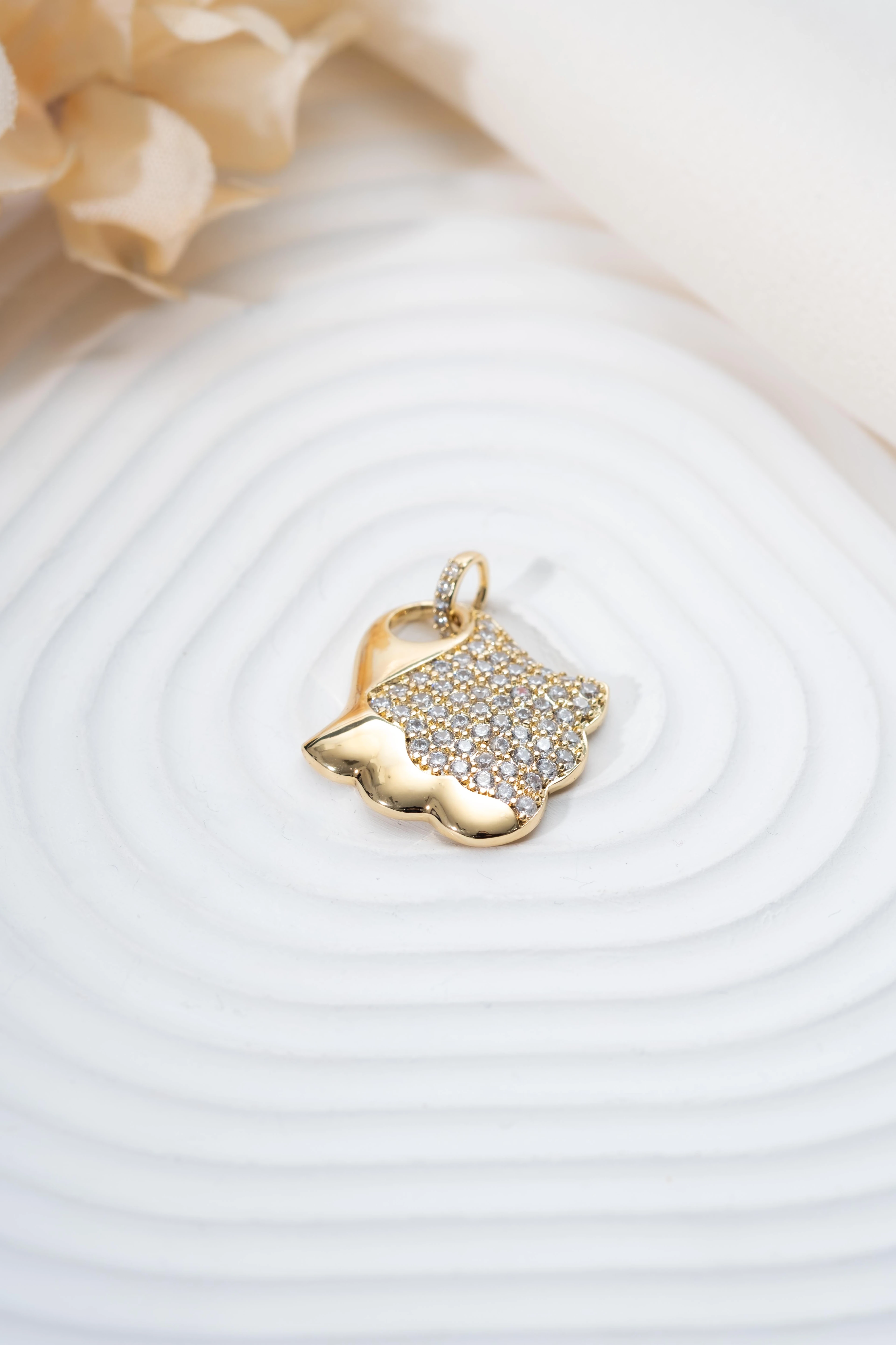 Xuping Gold Zirkon Taşlı Yaprak Kolye Ucu