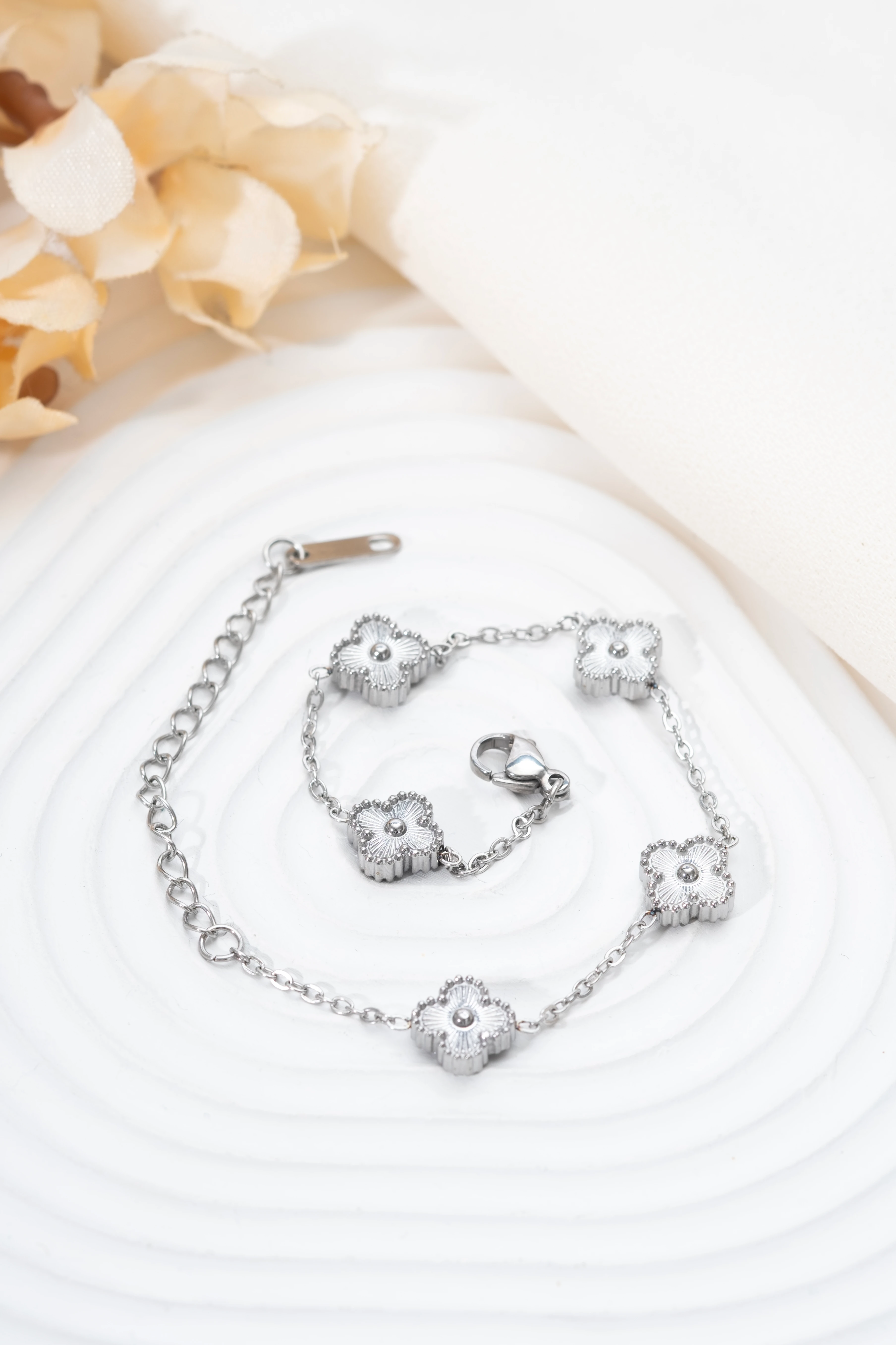 Çelik Silver Van Cleeff Bileklik