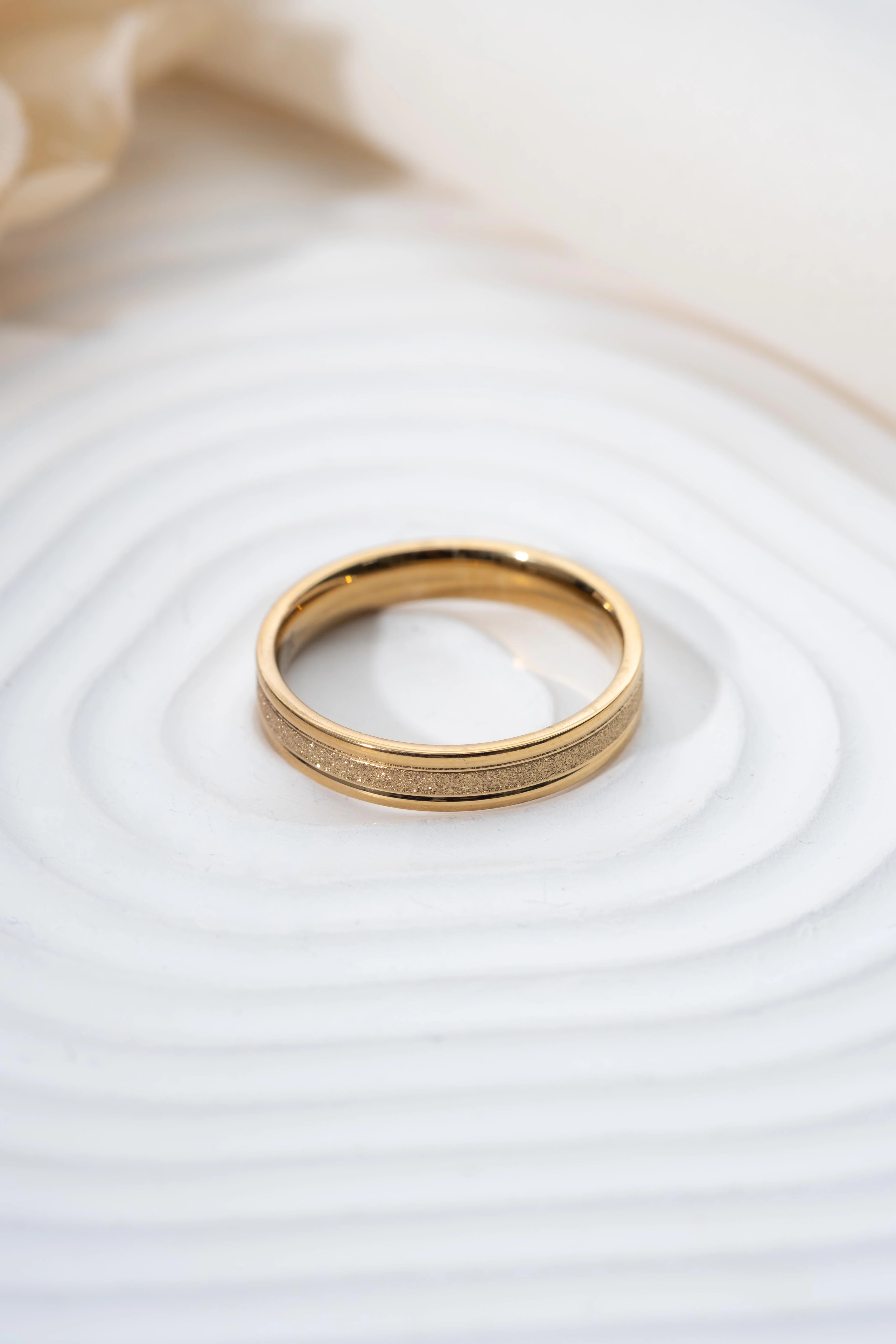 Xuping Arası Taşlı Alyans