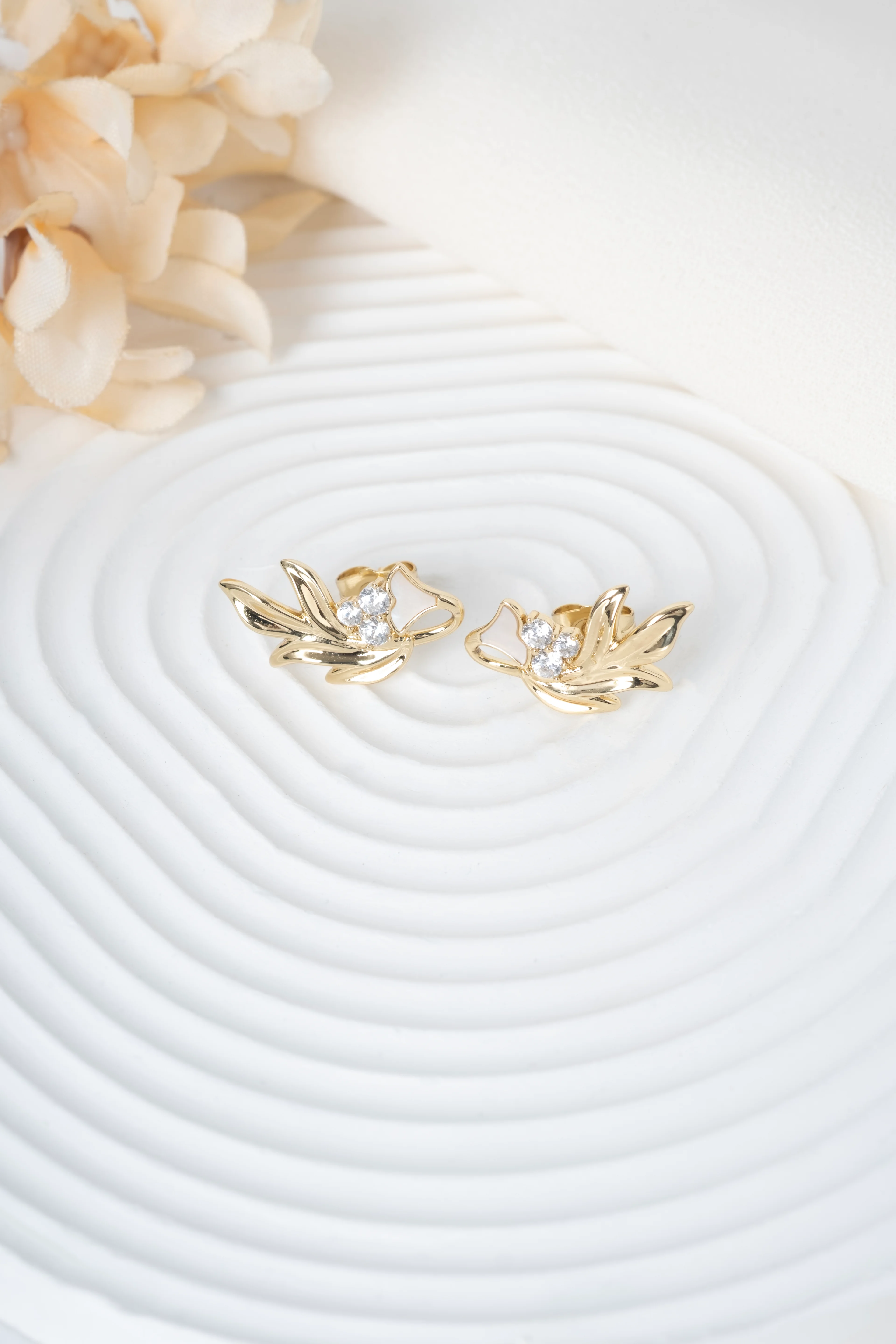 Xuping Gold Taşlı Yaprak Küpe