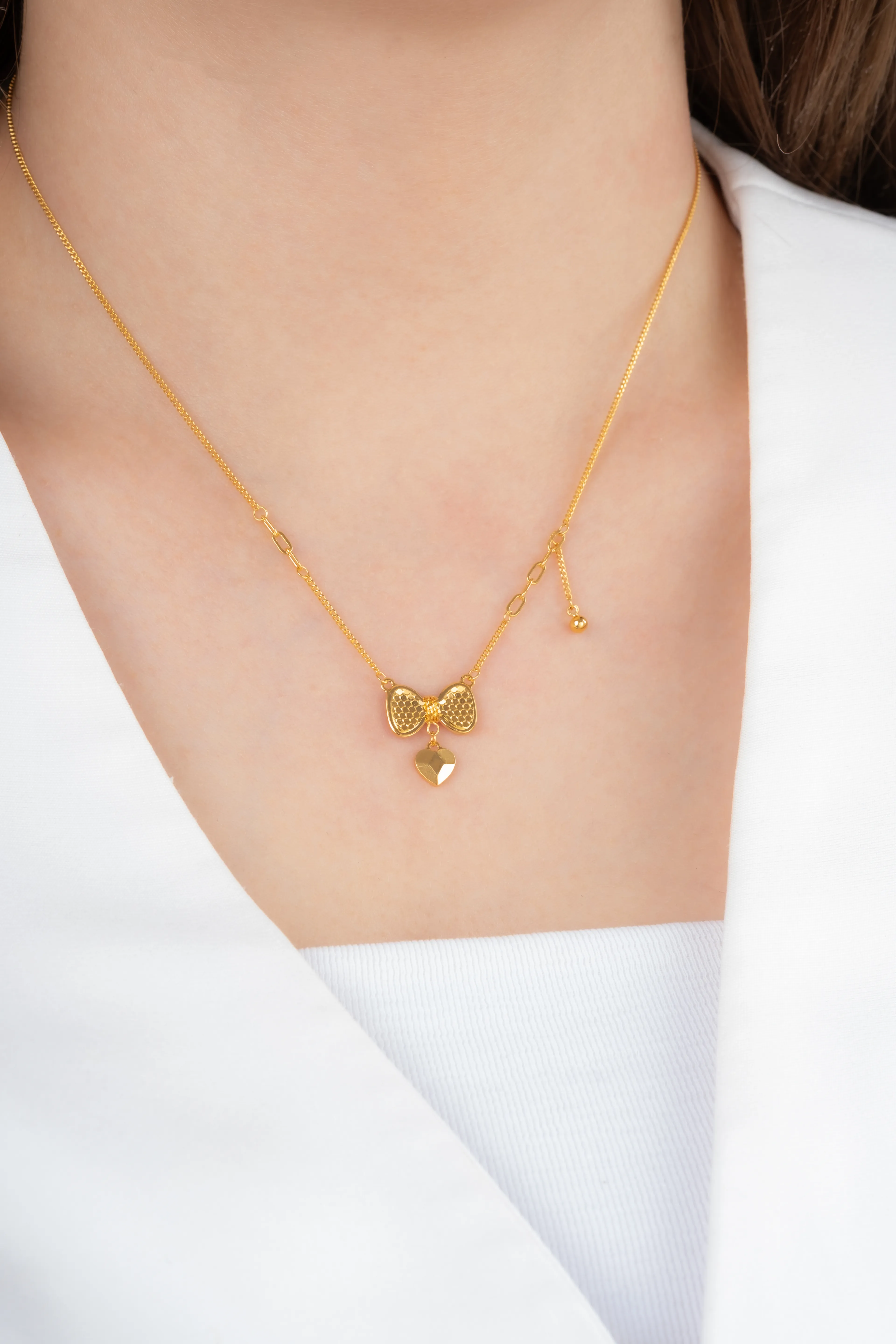 Altın Kaplama Fiyonk Kalp Çarmlı Kolye