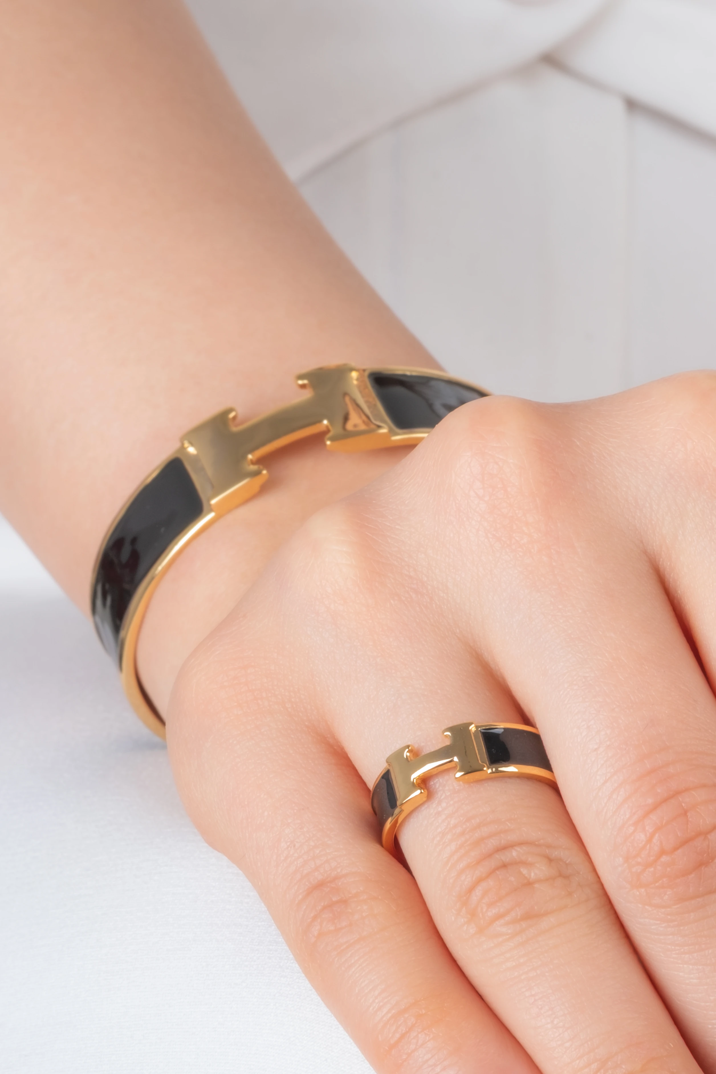 Siyah Hermes Kelepçe Yüzük Set