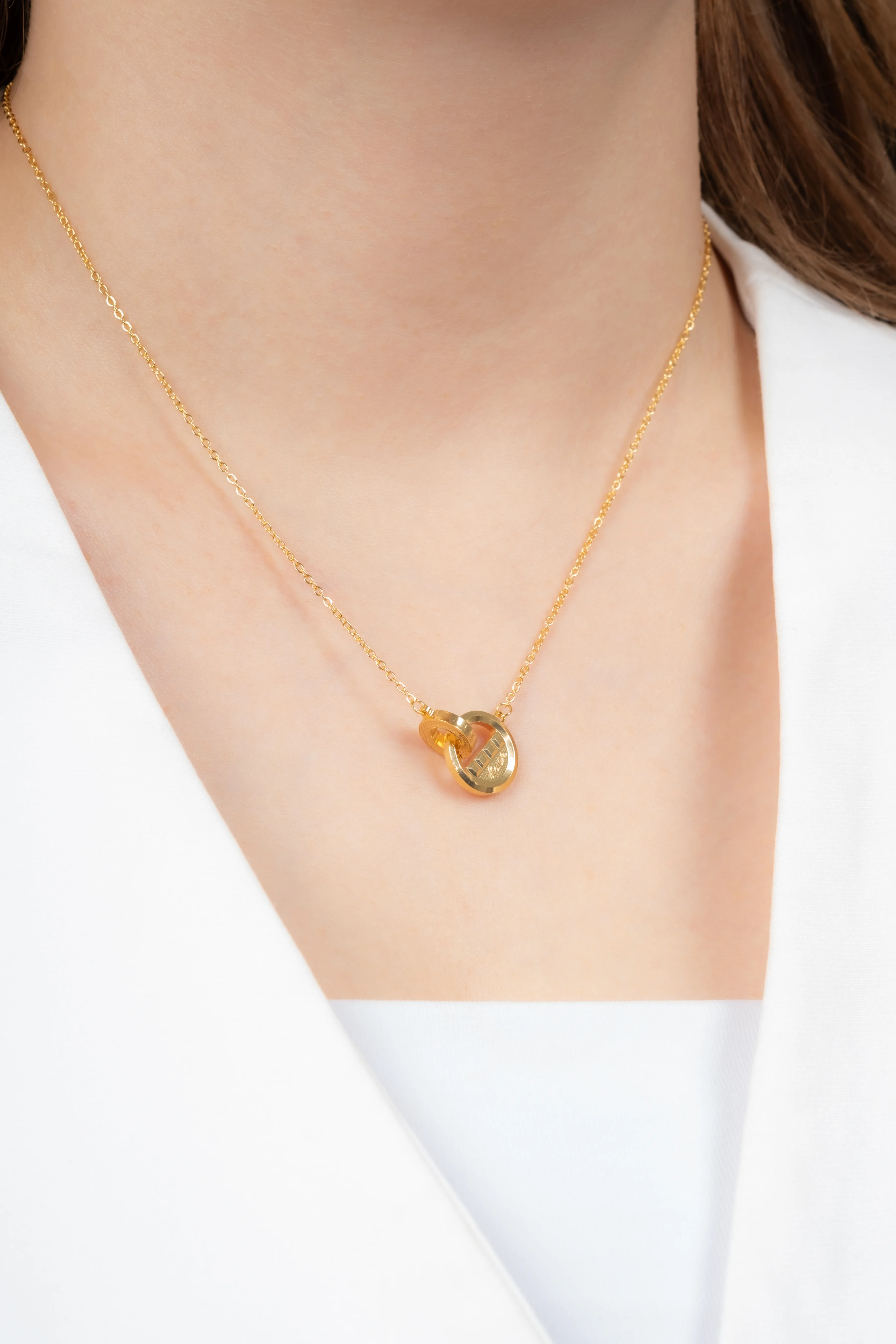 Altın Kaplama Daire Uçlu Kolye