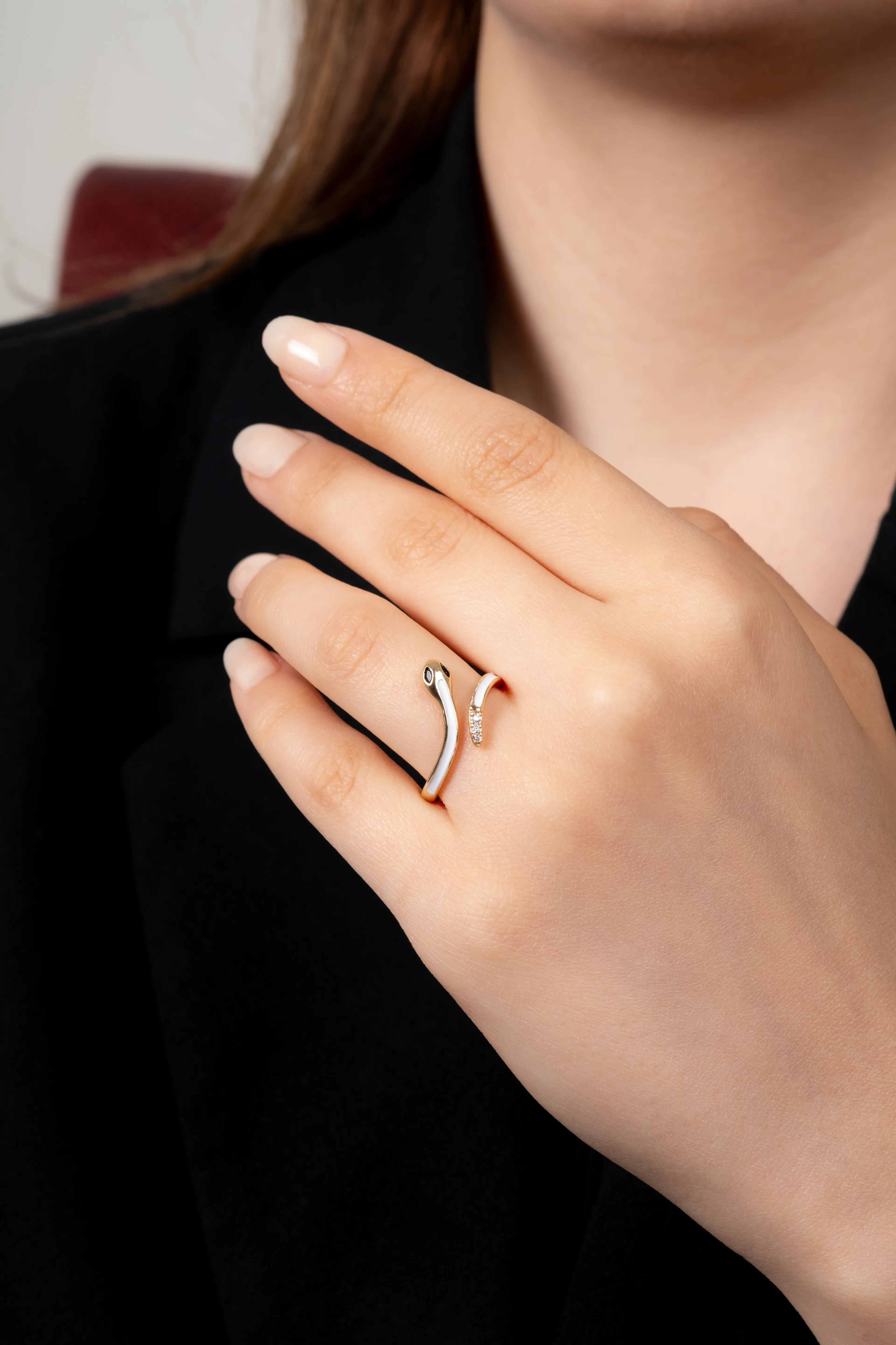 Xupıng Beyaz Yılan Başlı Yüzük