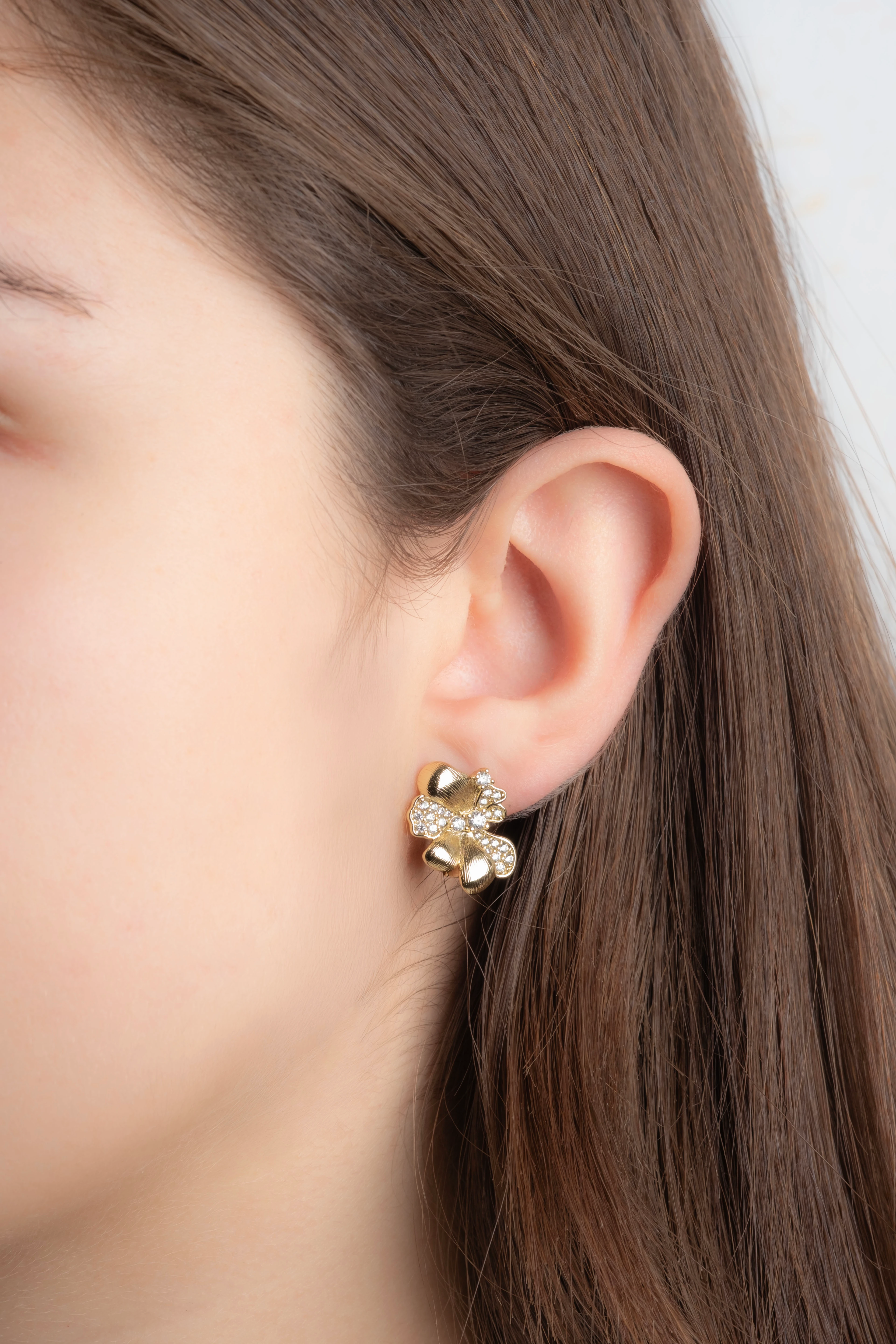 Xuping Gold Desenli Parlak Çiçek Küpe