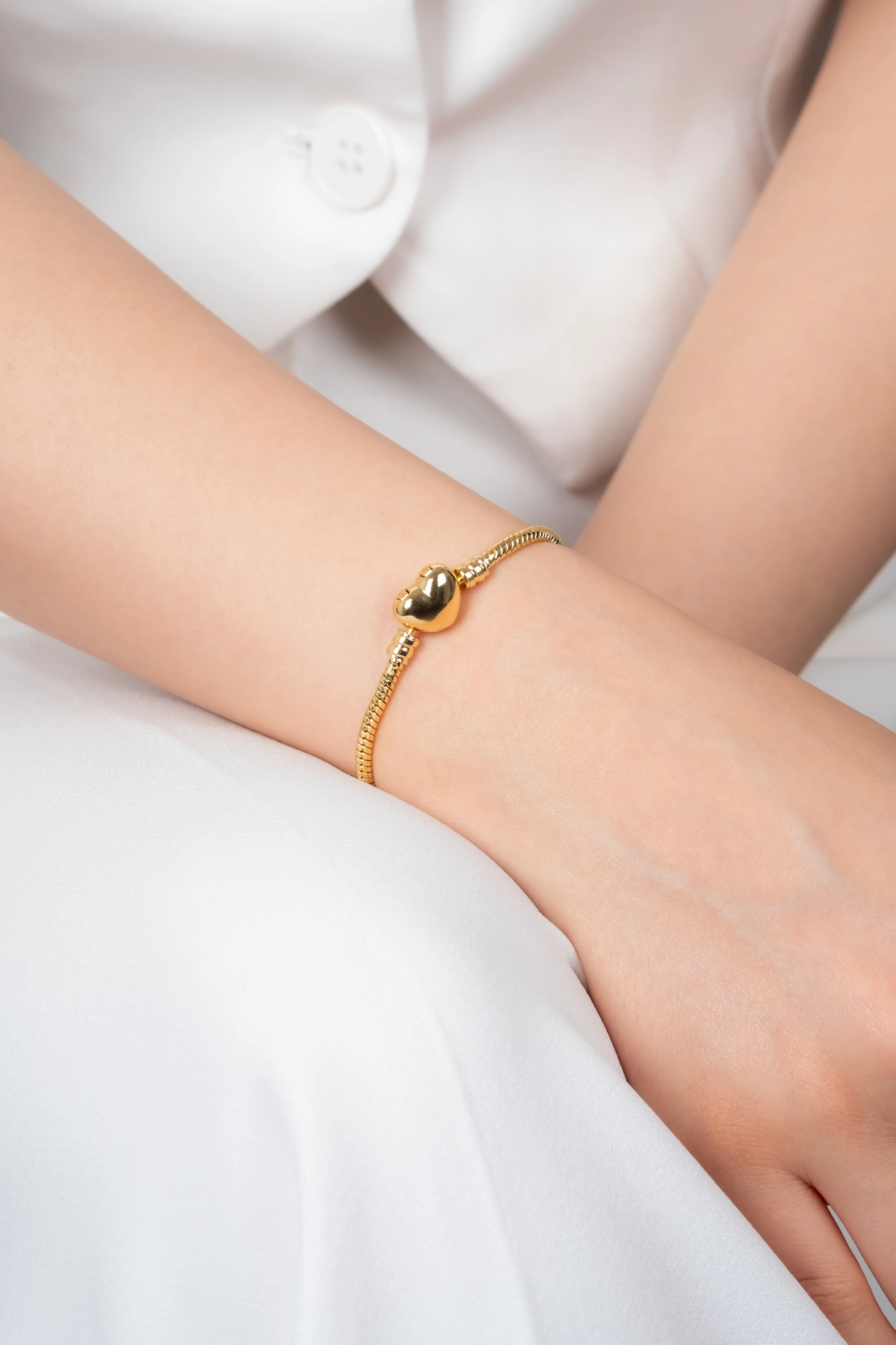 Çelik  Gold Kalpli Pandora