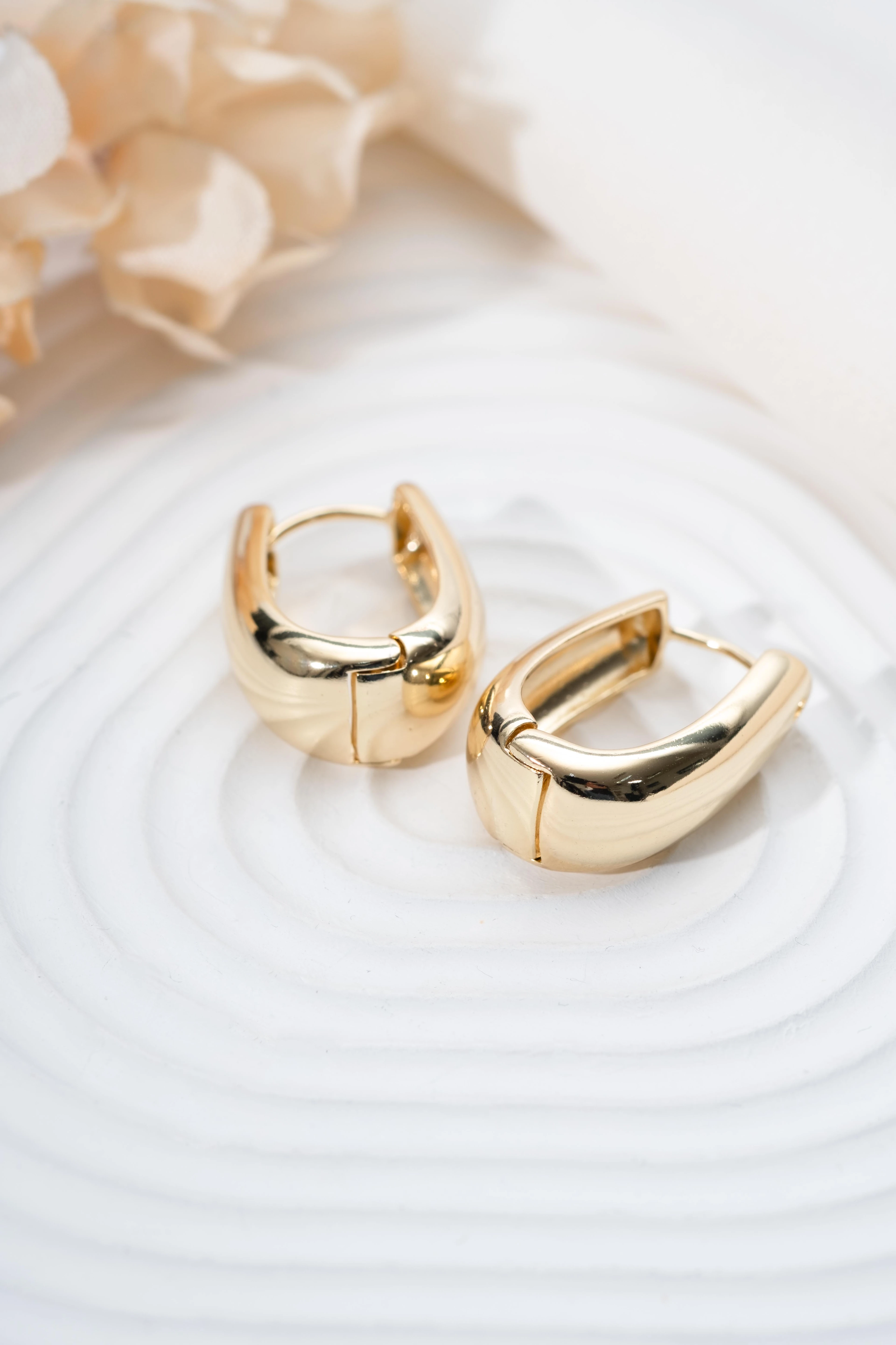 Xuping Gold U Halka Küpe