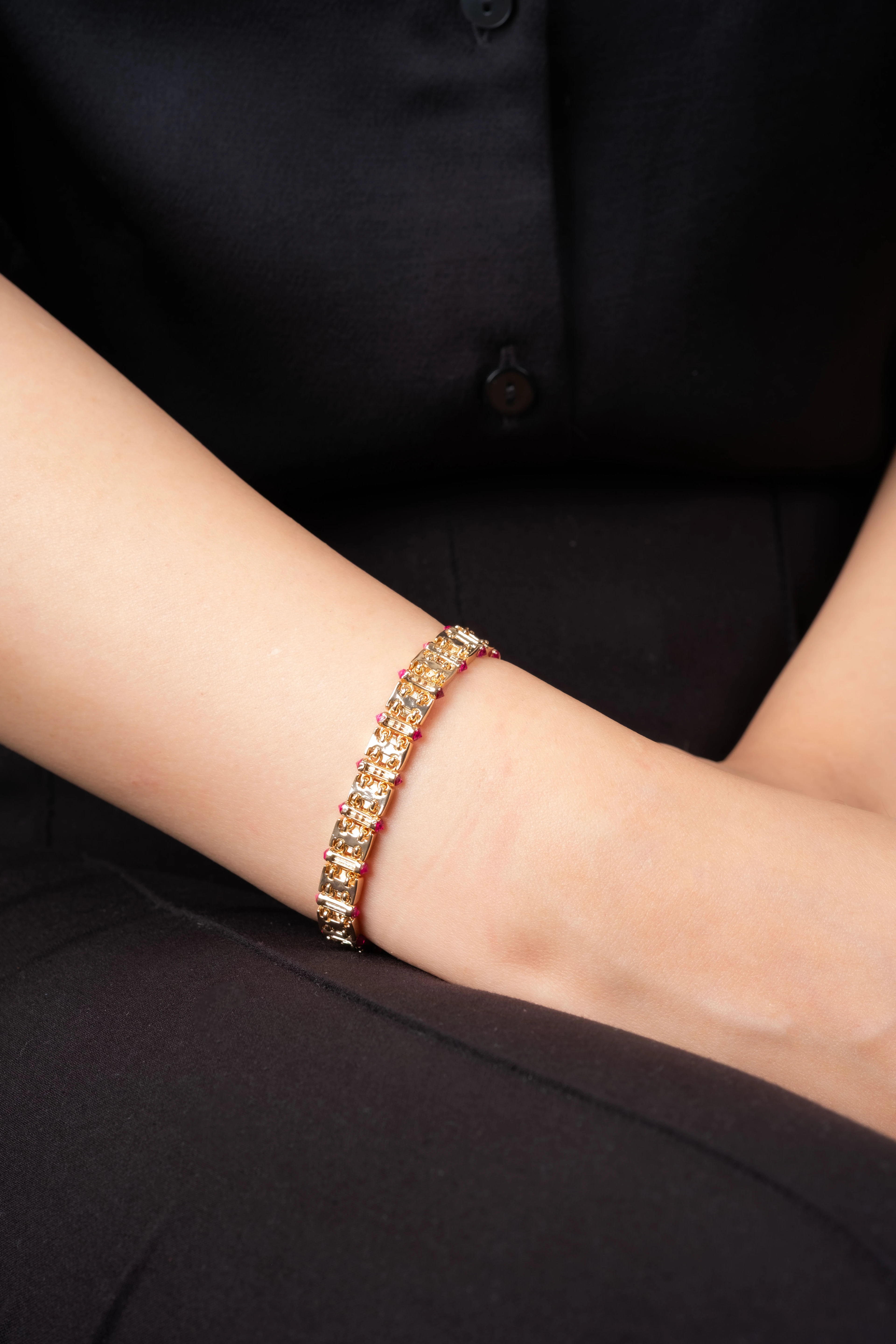 Gold Kırmızı Kalem Tasarım Bileklik