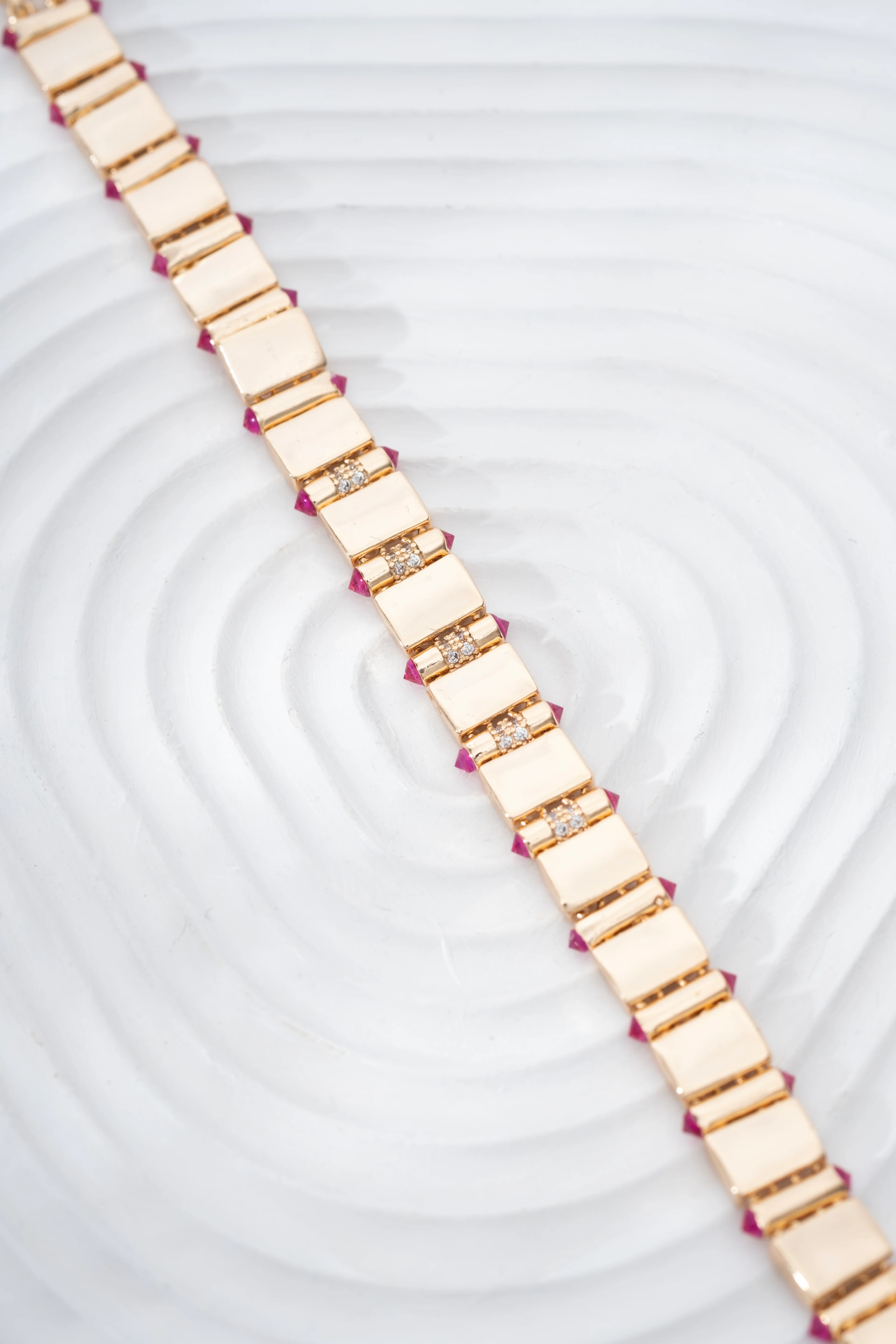 Gold Kırmızı Kalem Tasarım Bileklik