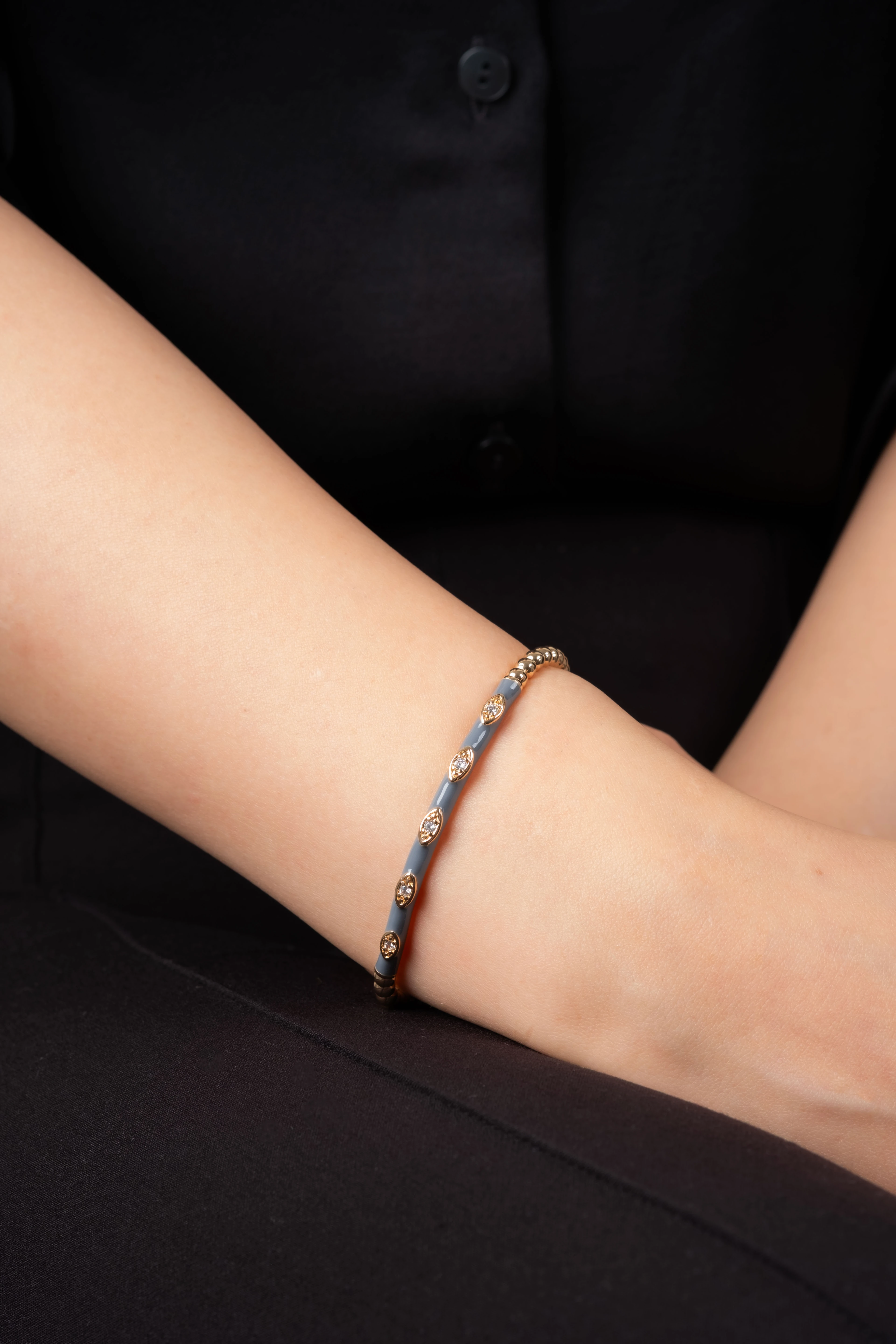 Dorikalı Siyah Seramik Taş Detaylı Bileklik