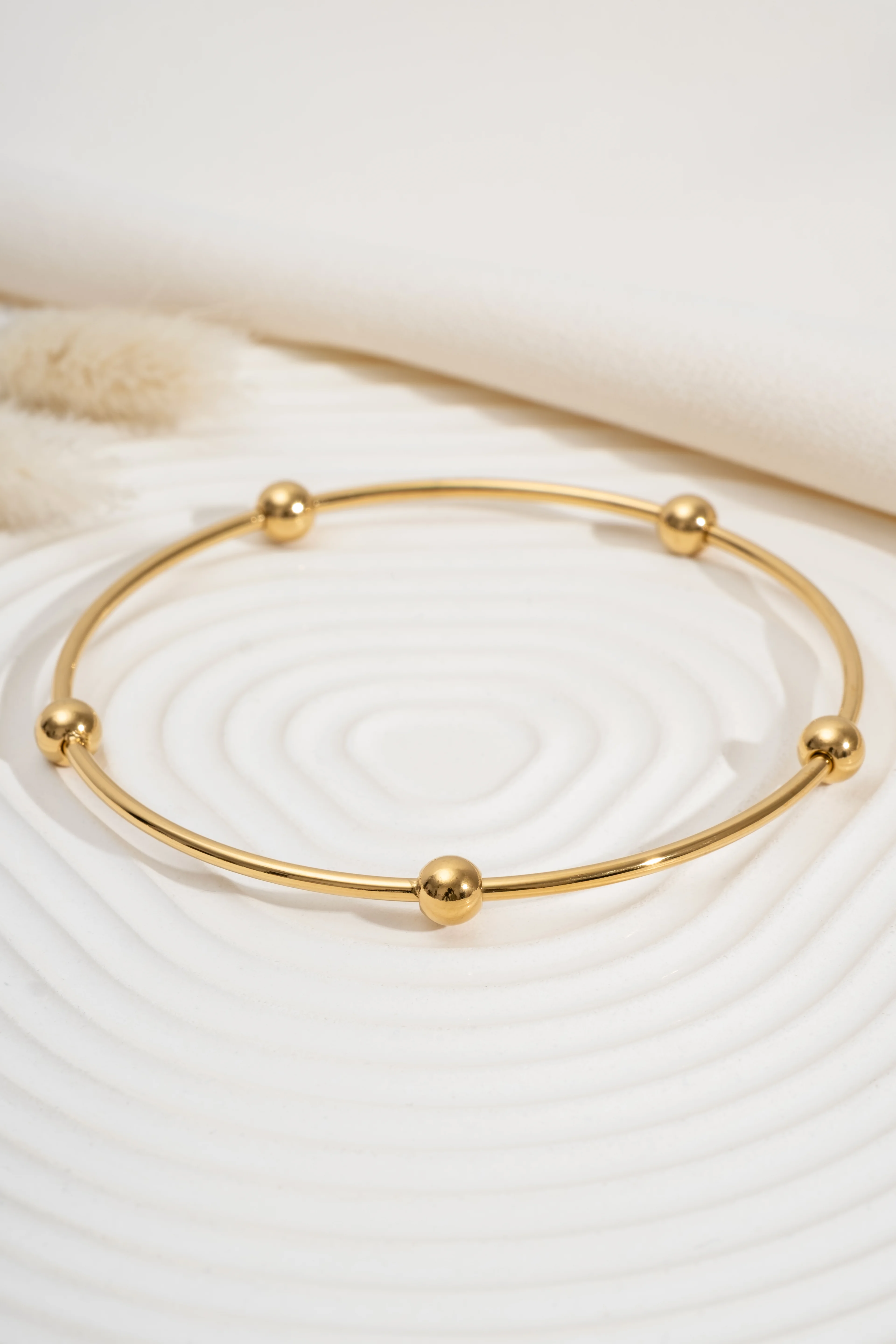 Çelik Tekli  Gold Dorikali Ajda Bileklik 68Mm