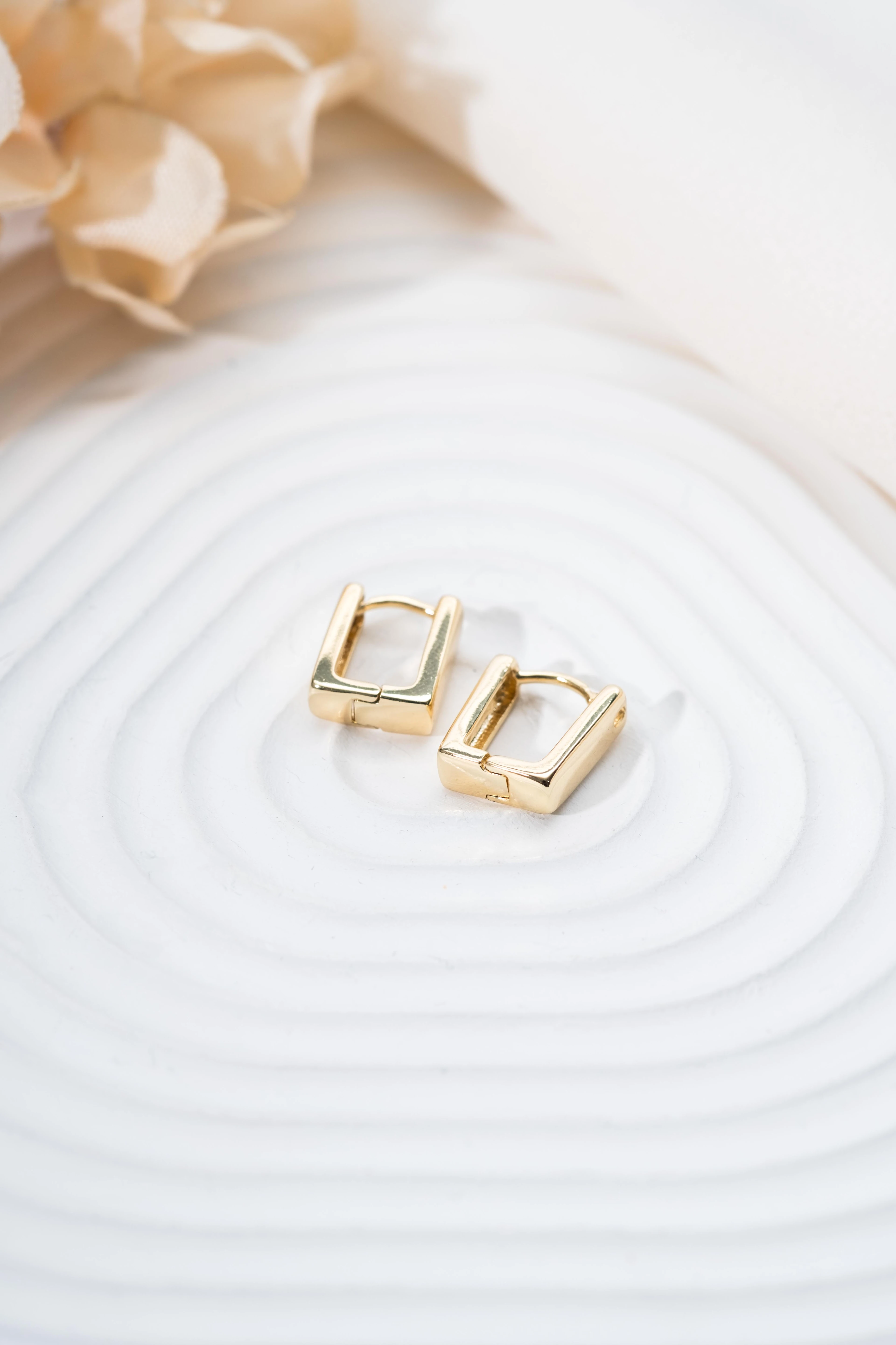 Xuping Gold Mini Kare Küpe