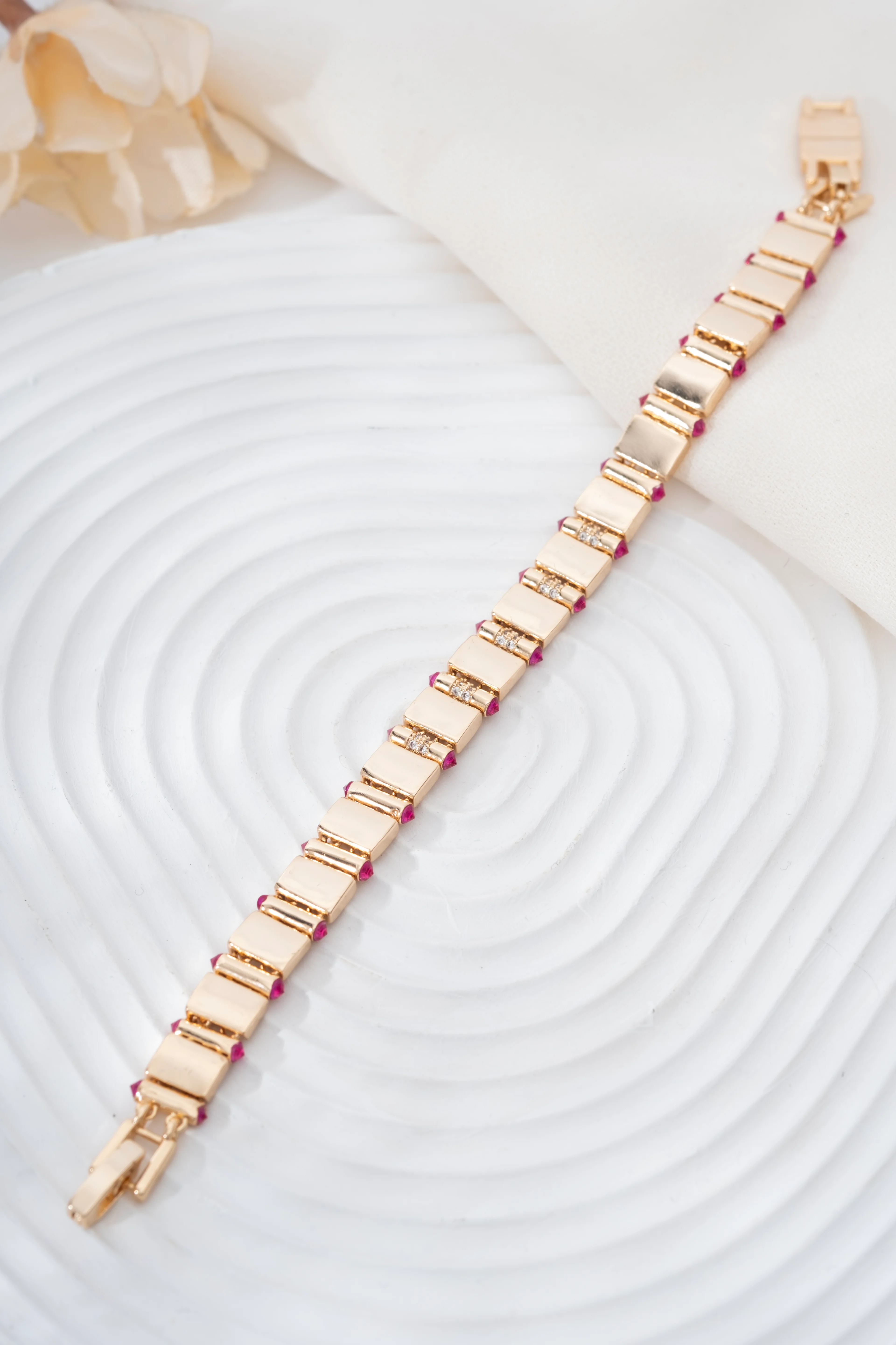 Gold Kırmızı Kalem Tasarım Bileklik