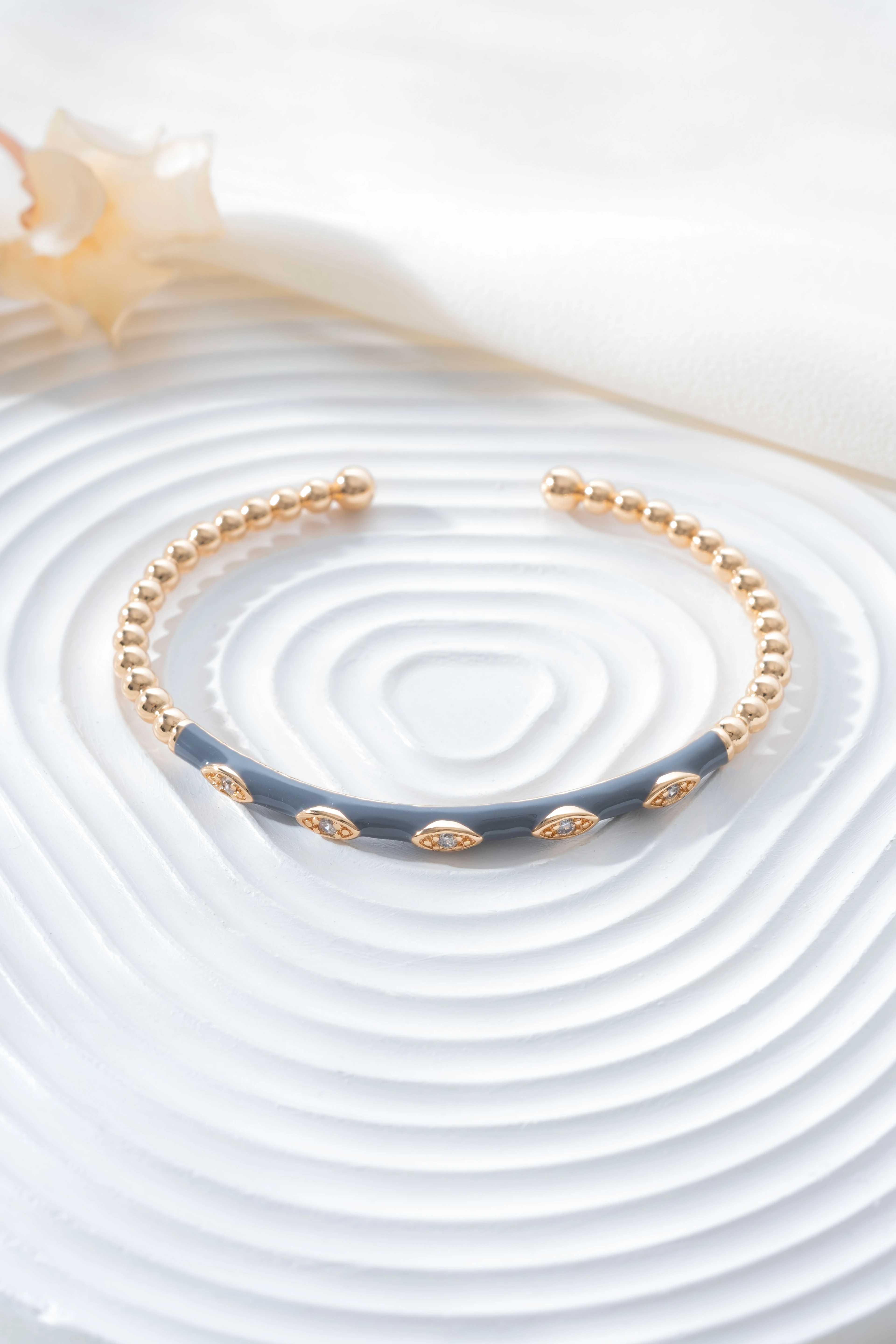 Dorikalı Siyah Seramik Taş Detaylı Bileklik