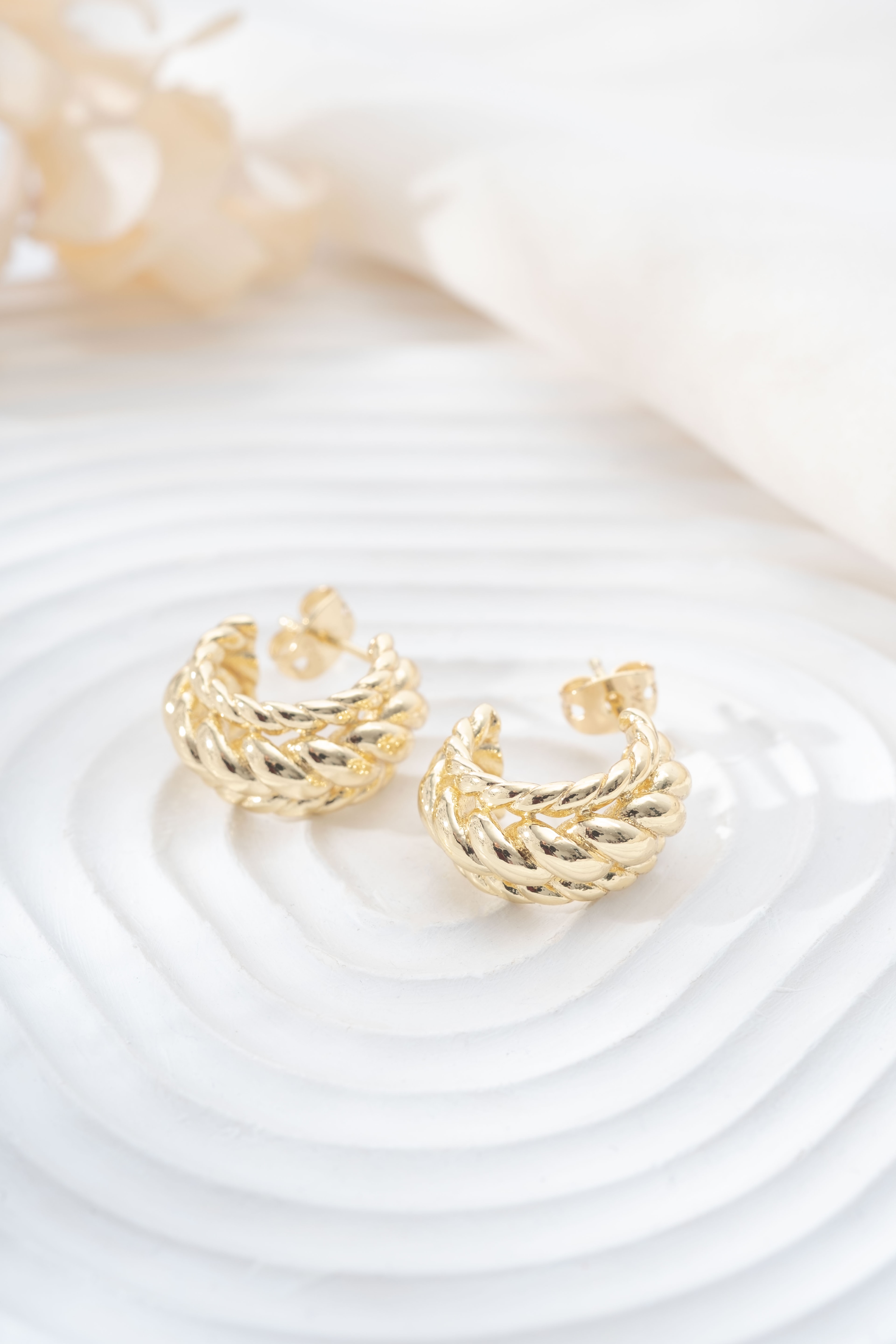 VIP Gold Arası Dantel Küpe