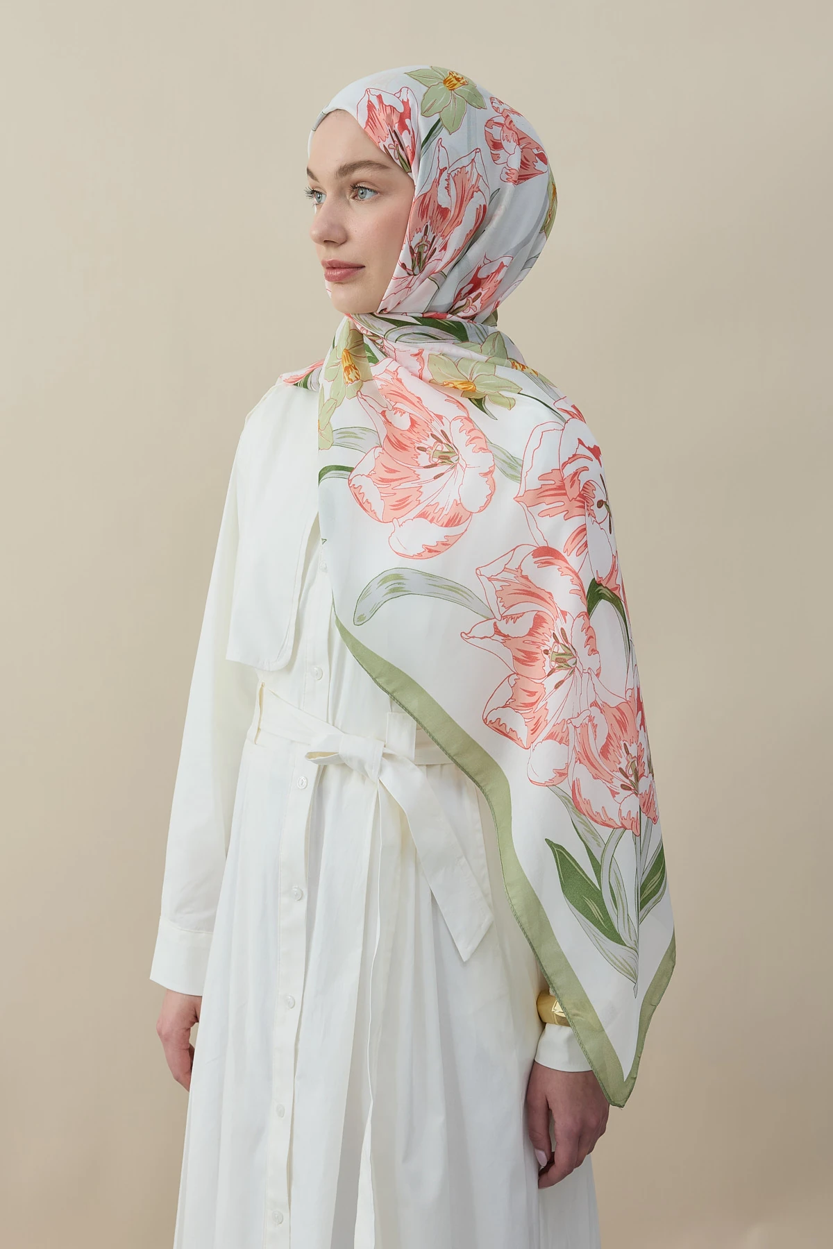 Blossy Vual İpek Şal