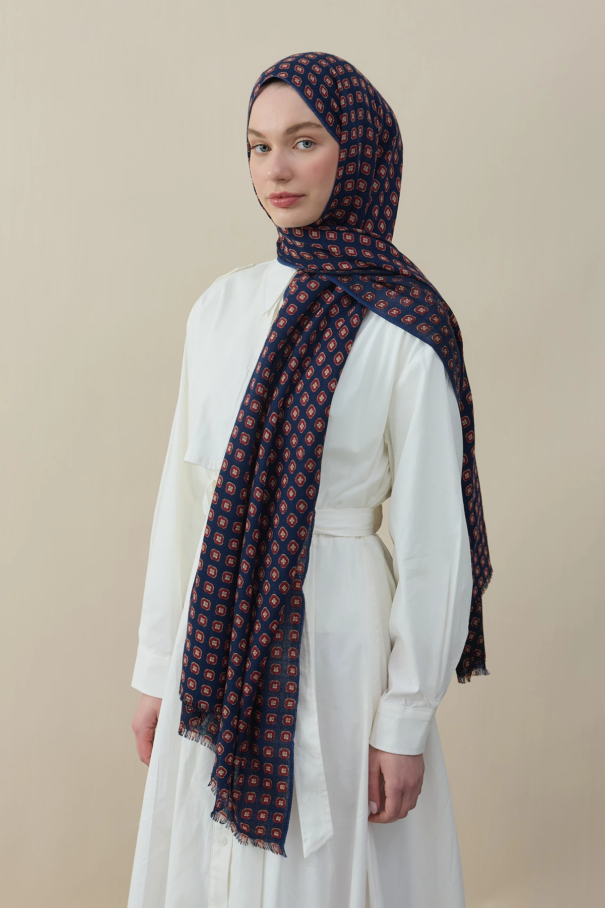 Navy Motif Yün İpek Şal