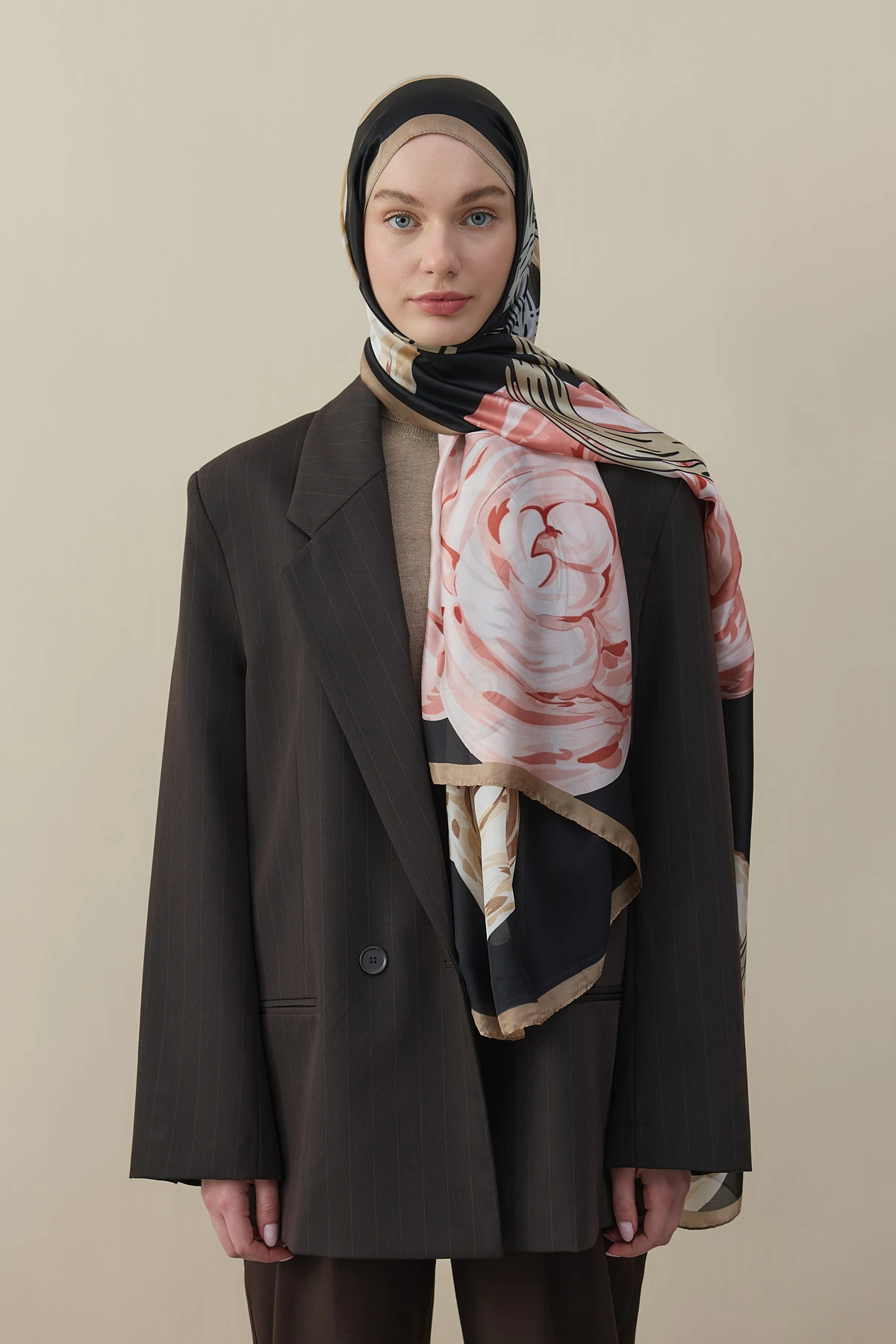 BloomRing Vual İpek Şal - Siyah