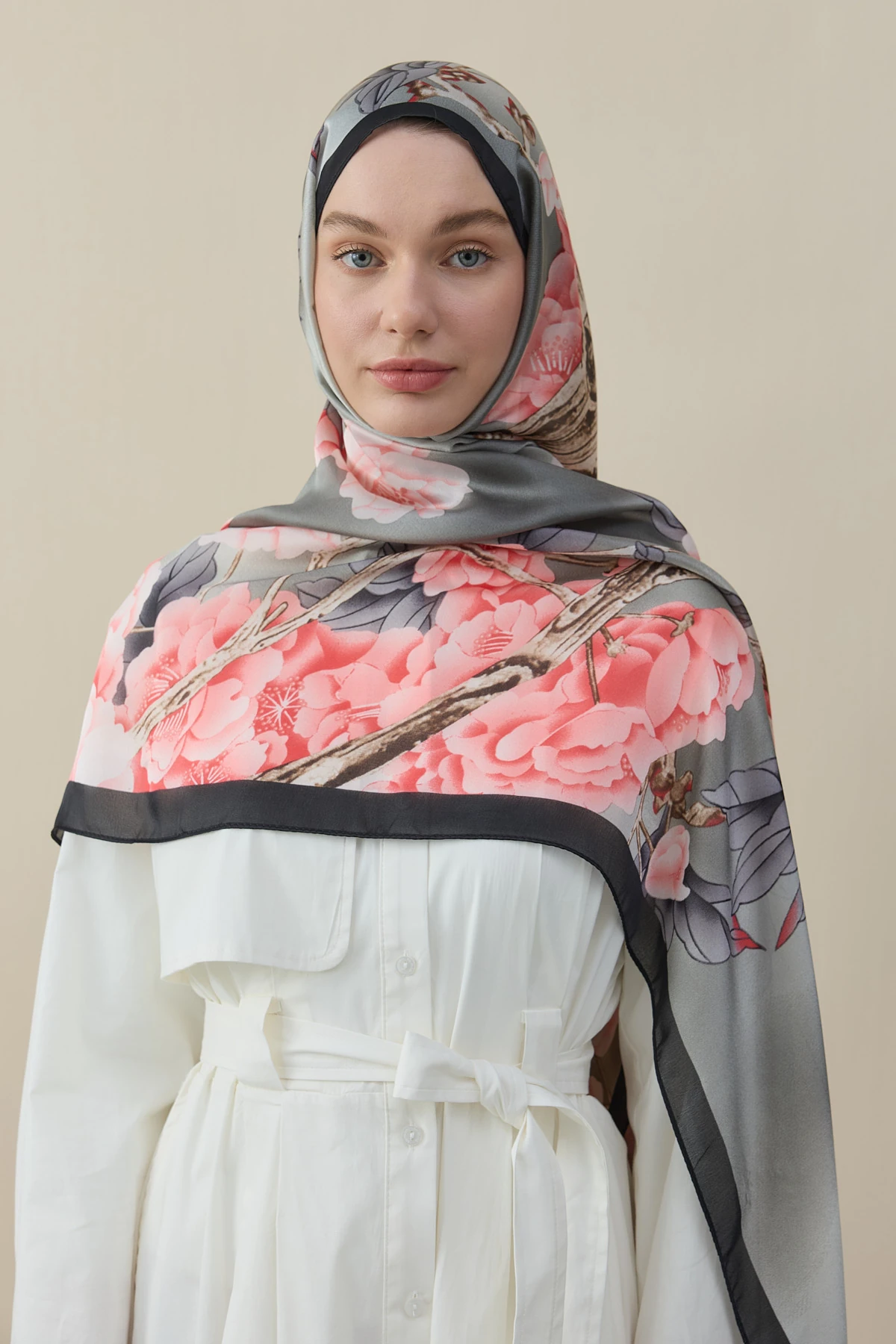Lina Çiçek Desen İpek Vual Şal
