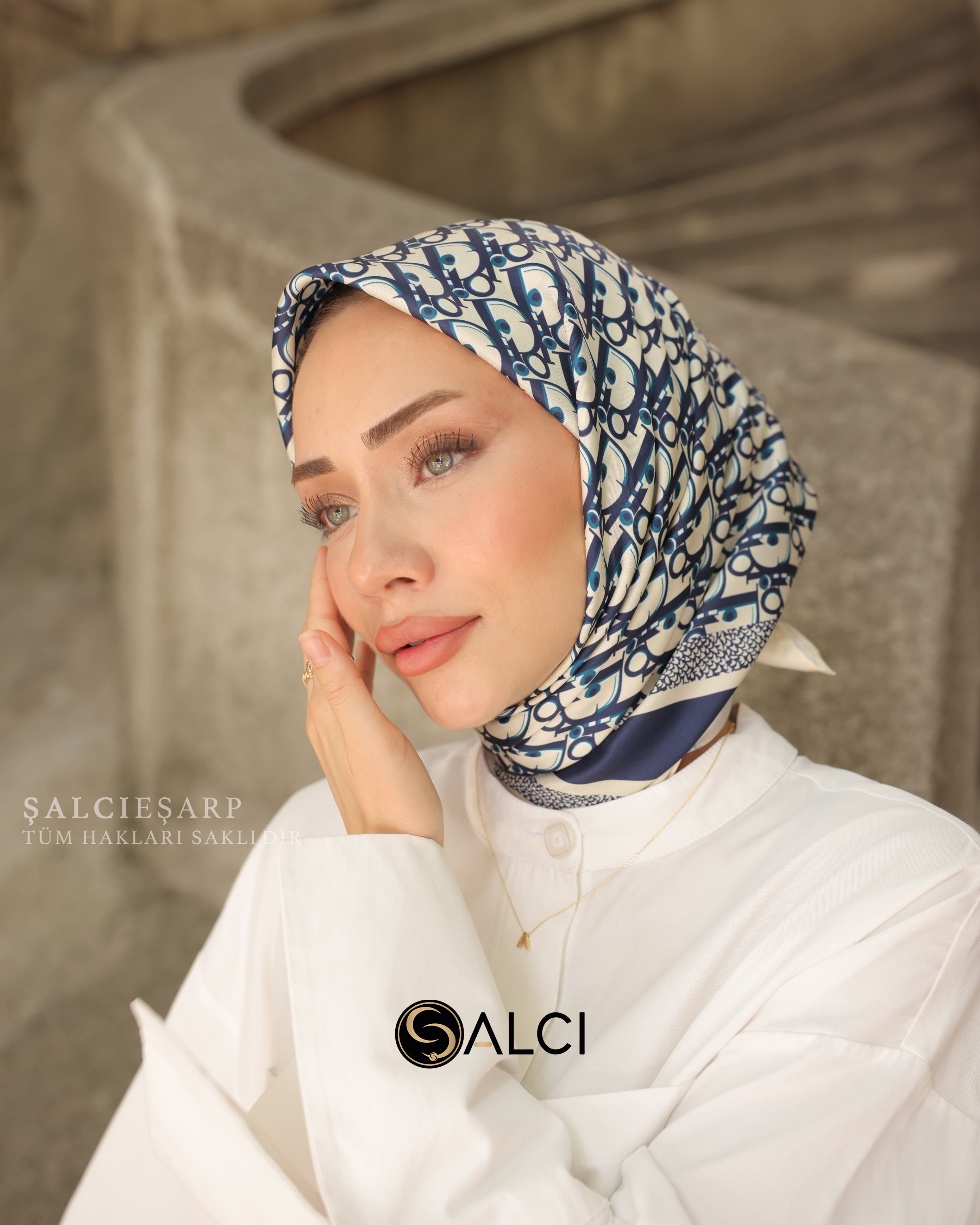 LACİVERT İTHAL EŞARP