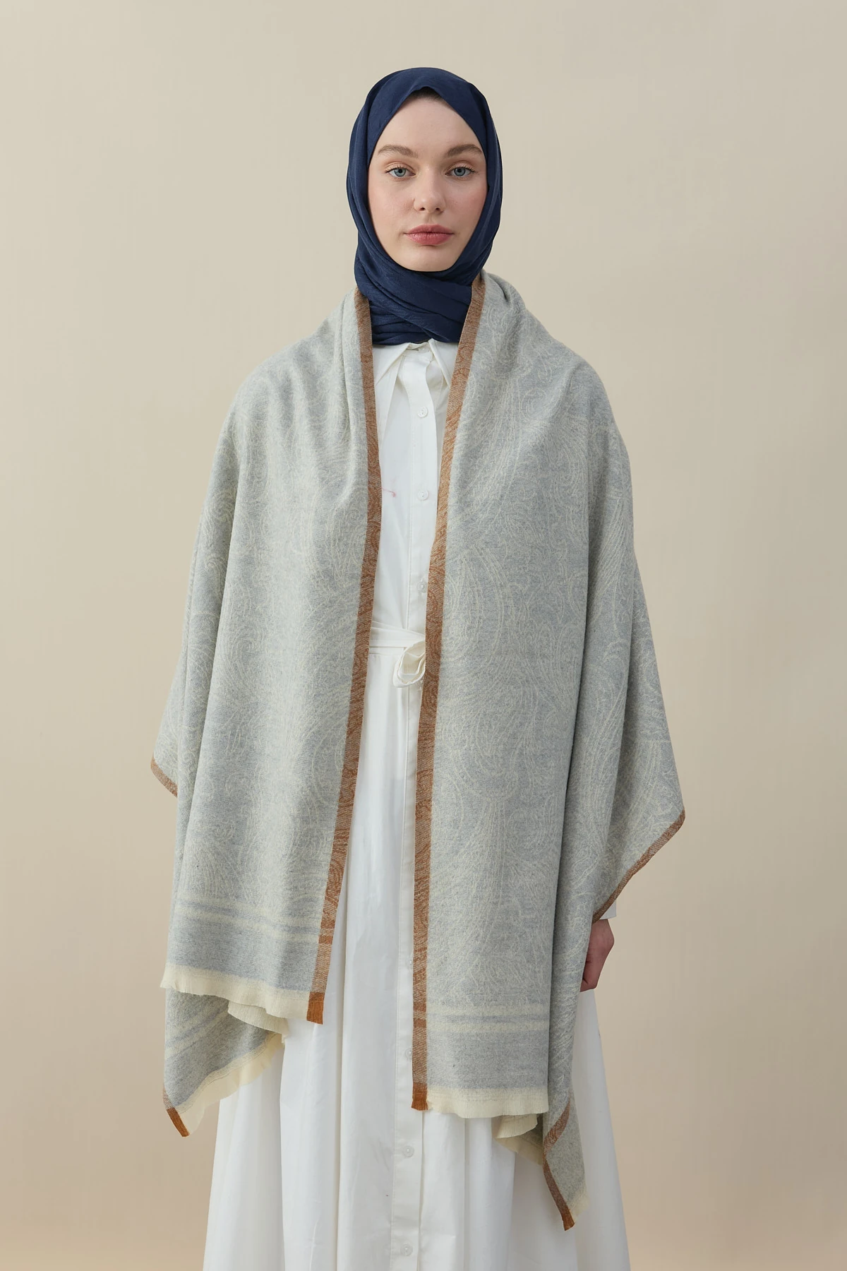 Etro Desen Kaşmir Omuz Şalı - Gri