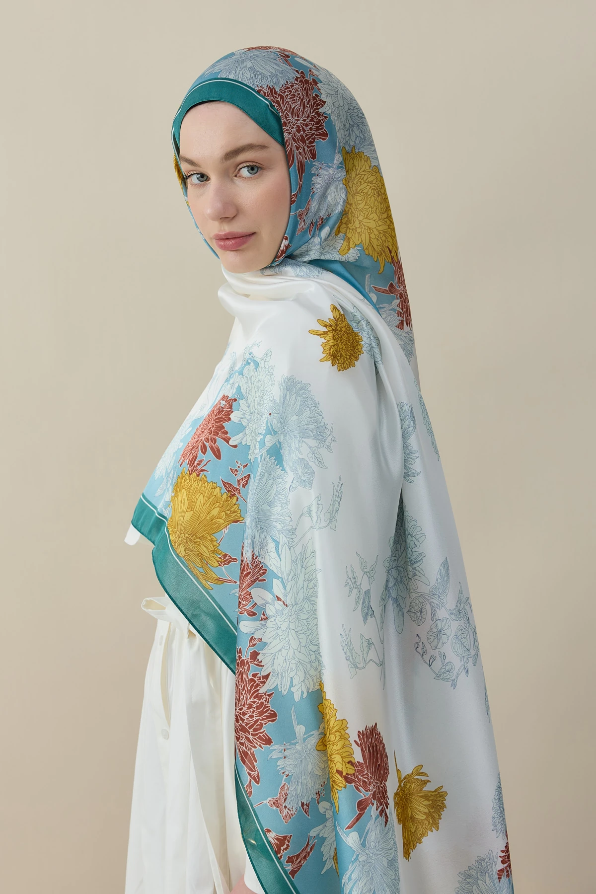 Sakura Çiçek İpek Vual Şal