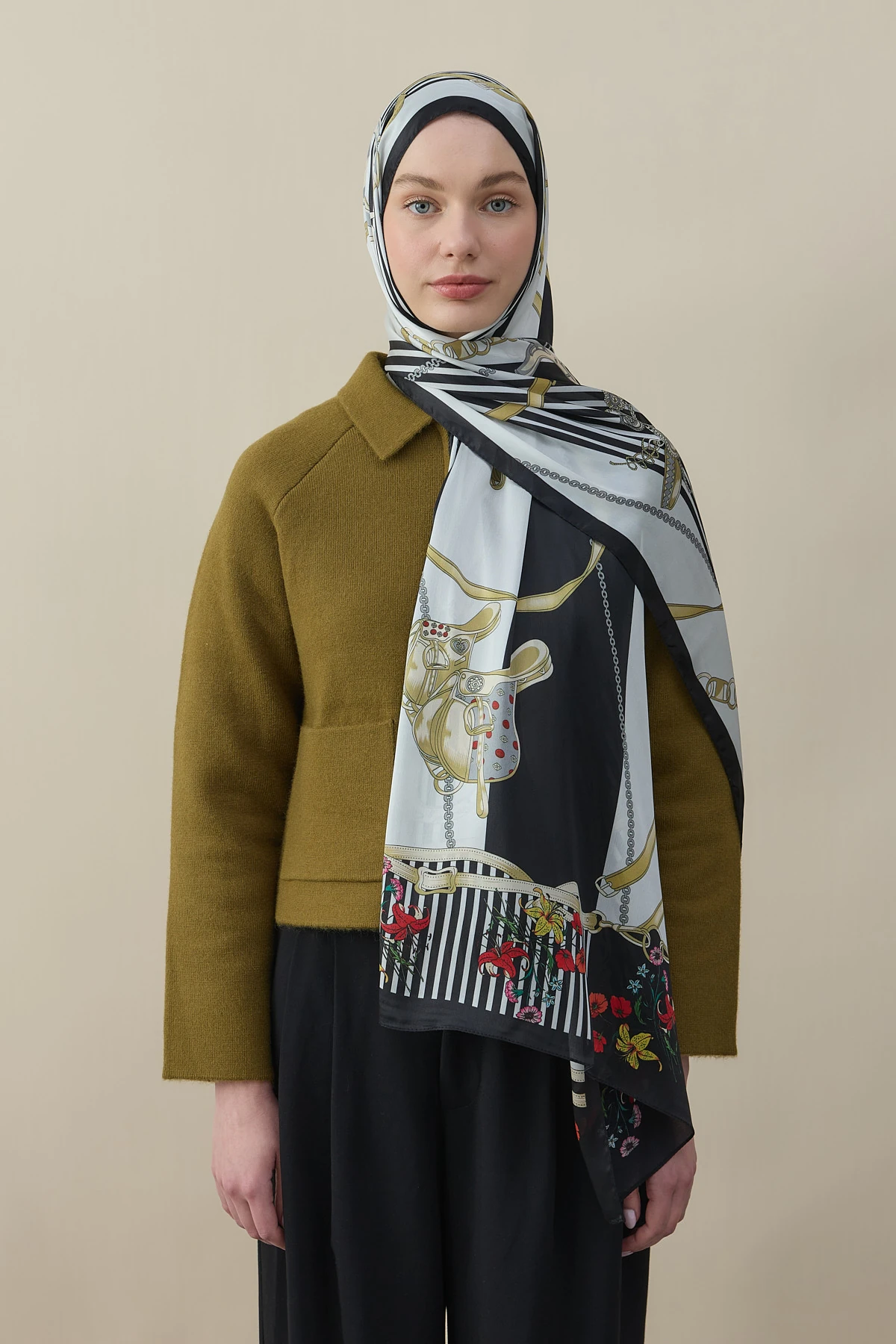 Chain Garden Vual İpek Şal - Siyah-Beyaz