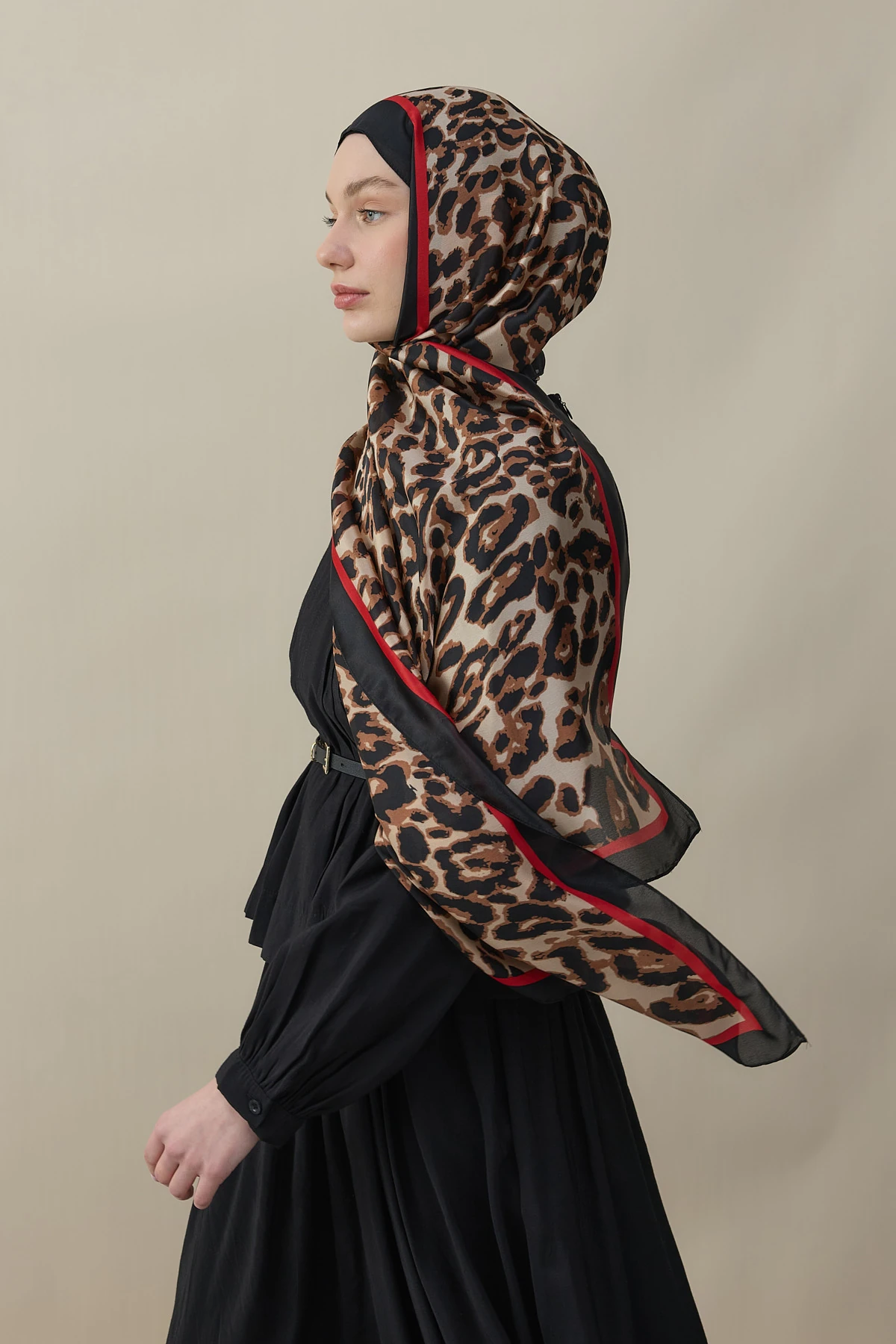 Leopar Vual İpek Şal - Siyah