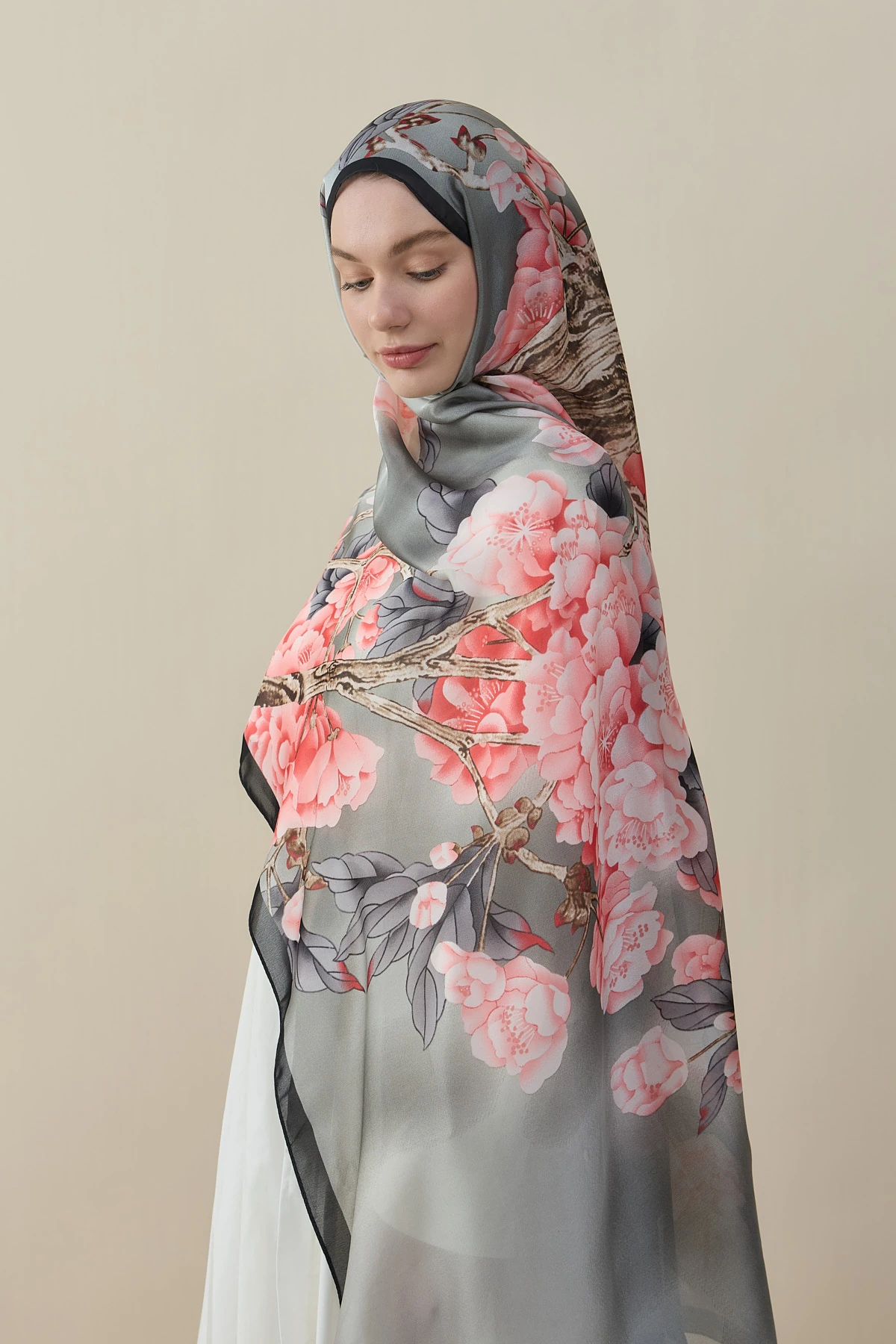 Lina Çiçek Desen İpek Vual Şal