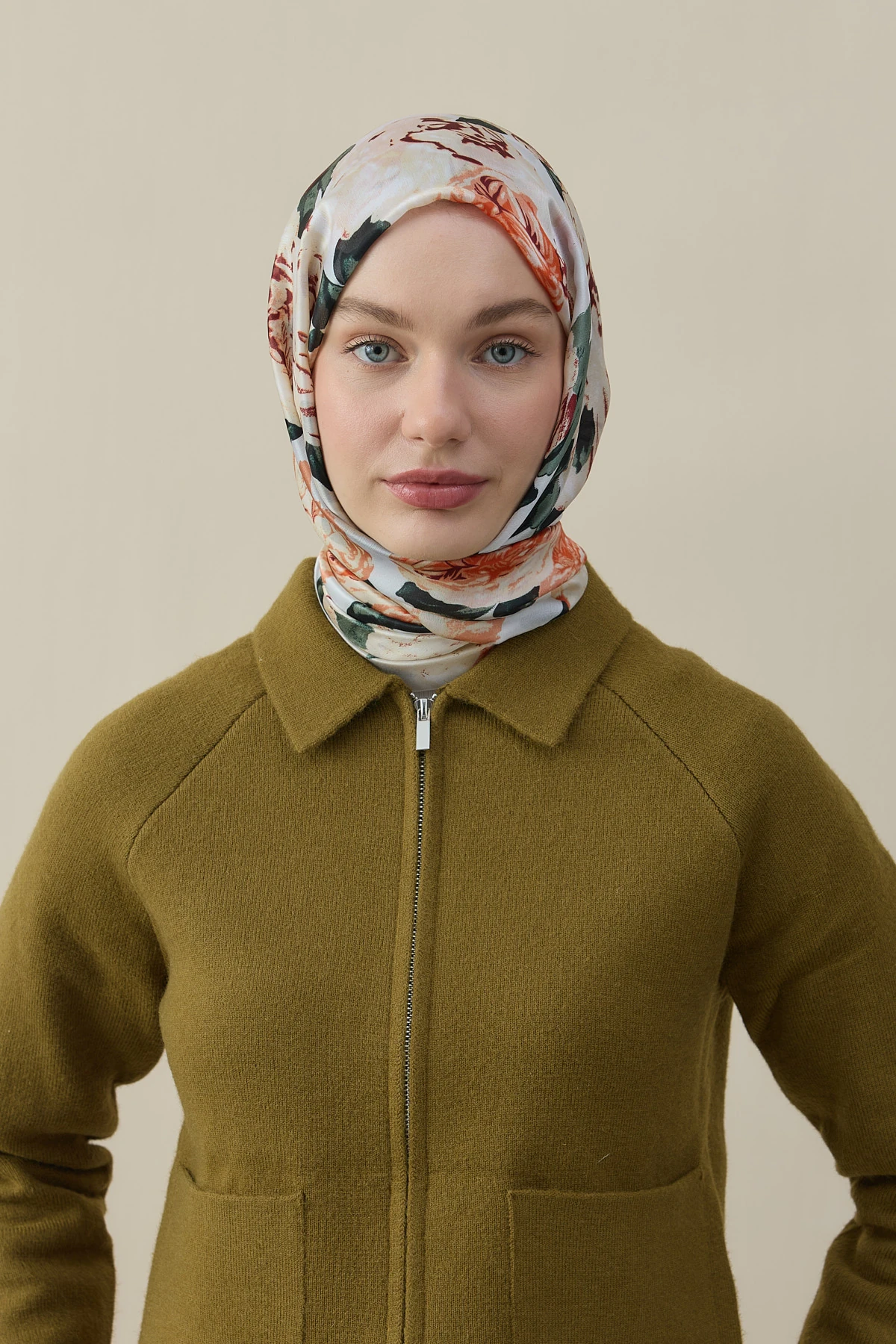 Gül Desen İpek Vual Şal - Beyaz