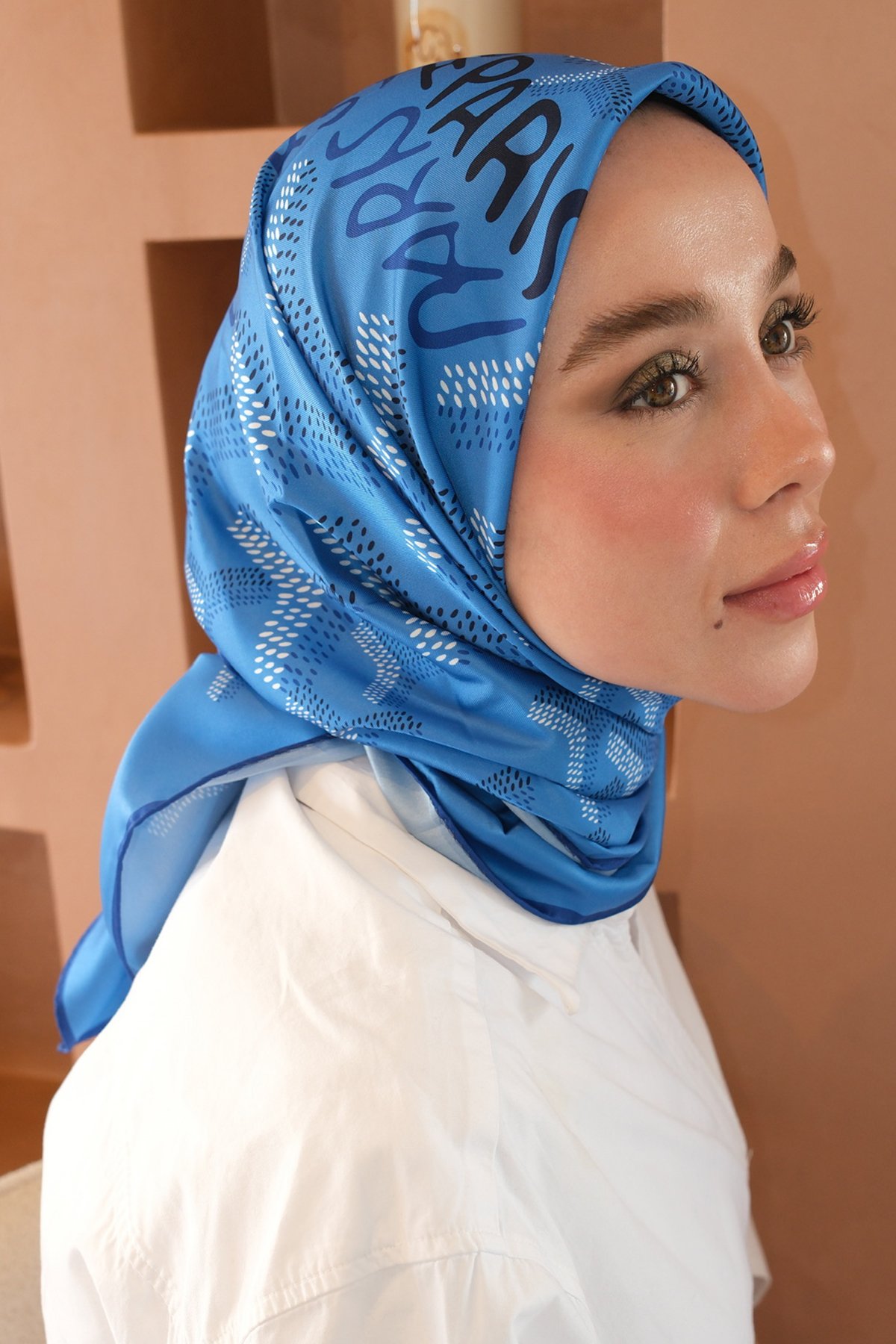 Yazı Desen Twill İthal Eşarp