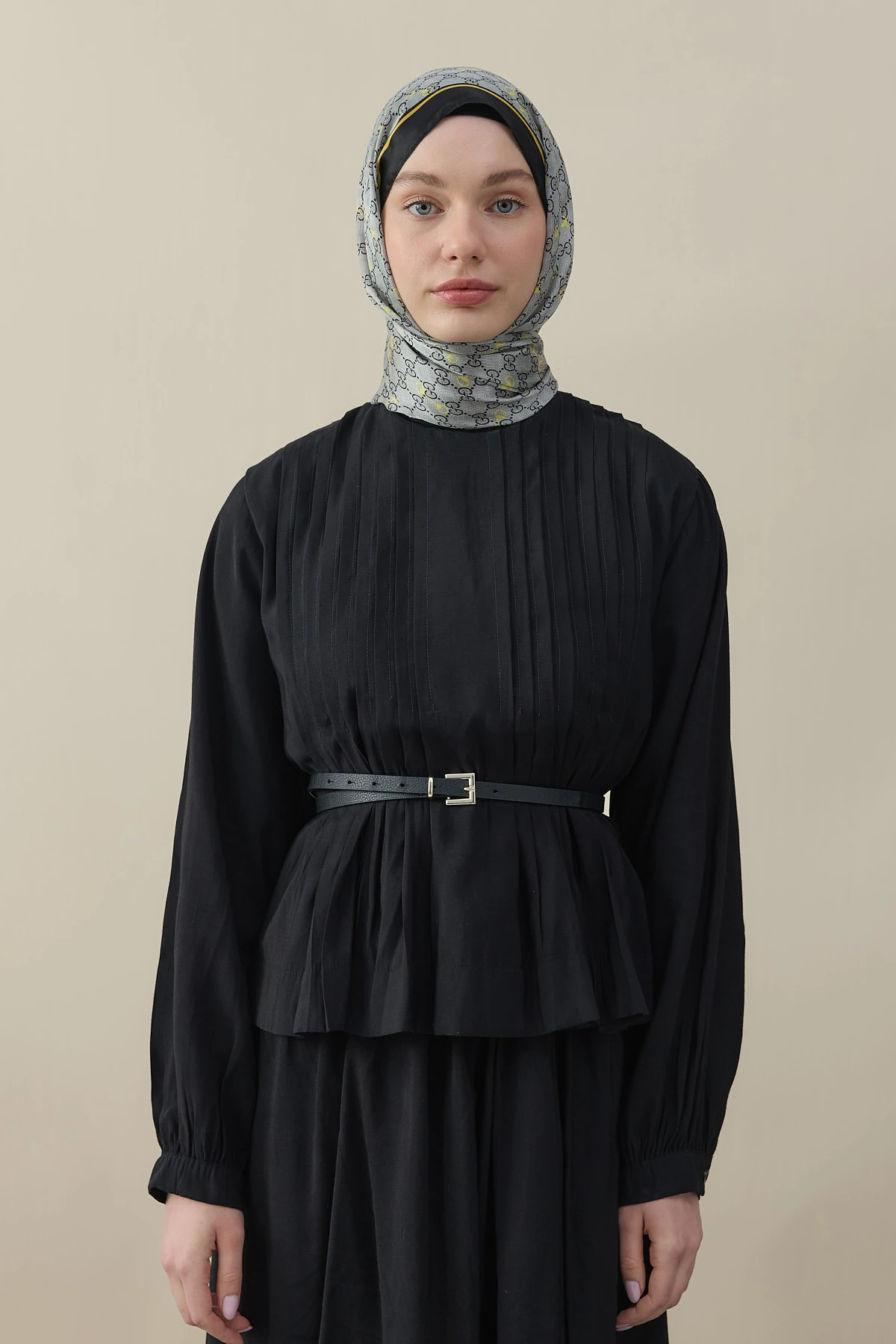 Kelepçe Desen İpek Vual Şal