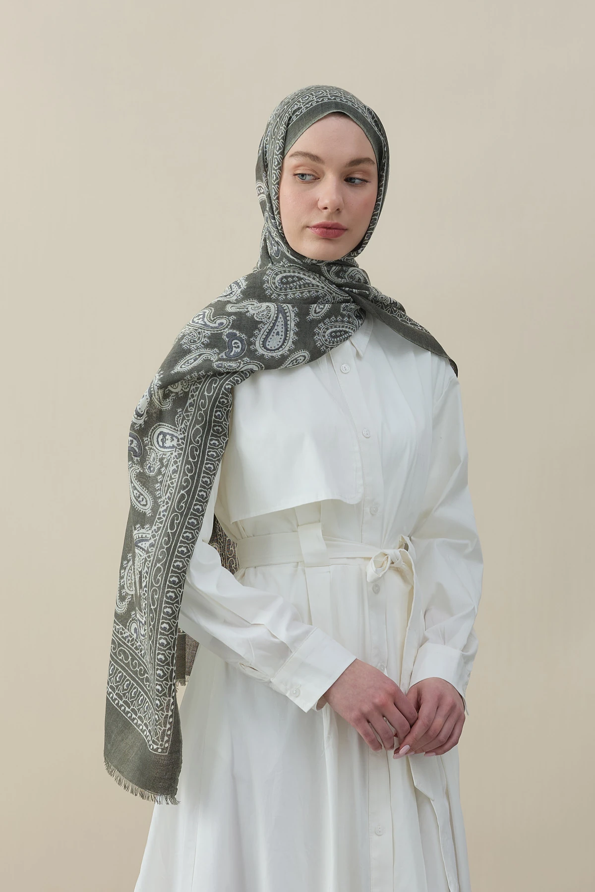 Badem Desen Yün İpek Şal - İran Yeşili