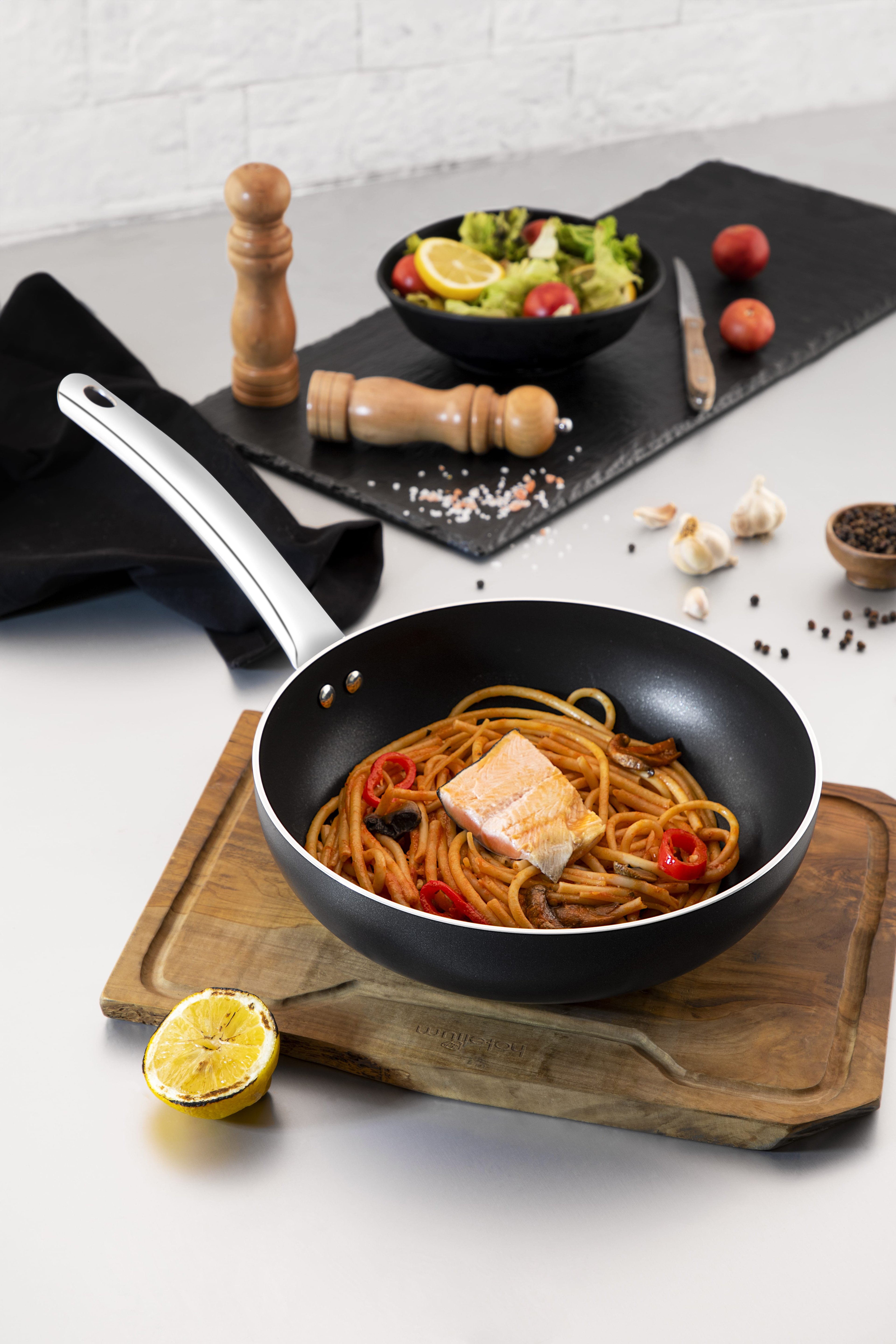 NBL Bicoat Serisi Wok Tava (Black)