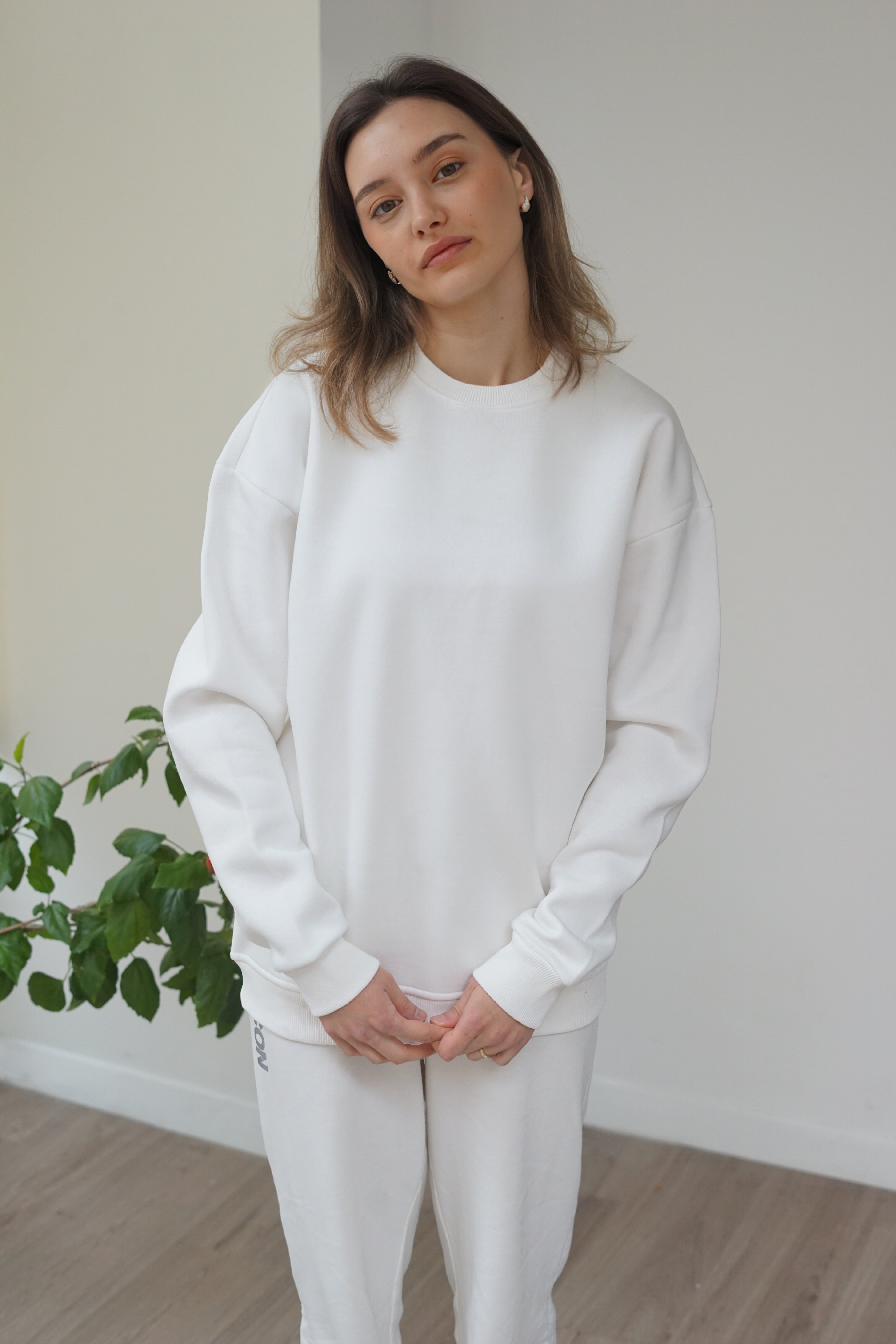 Unisex Basic Sweatshirt