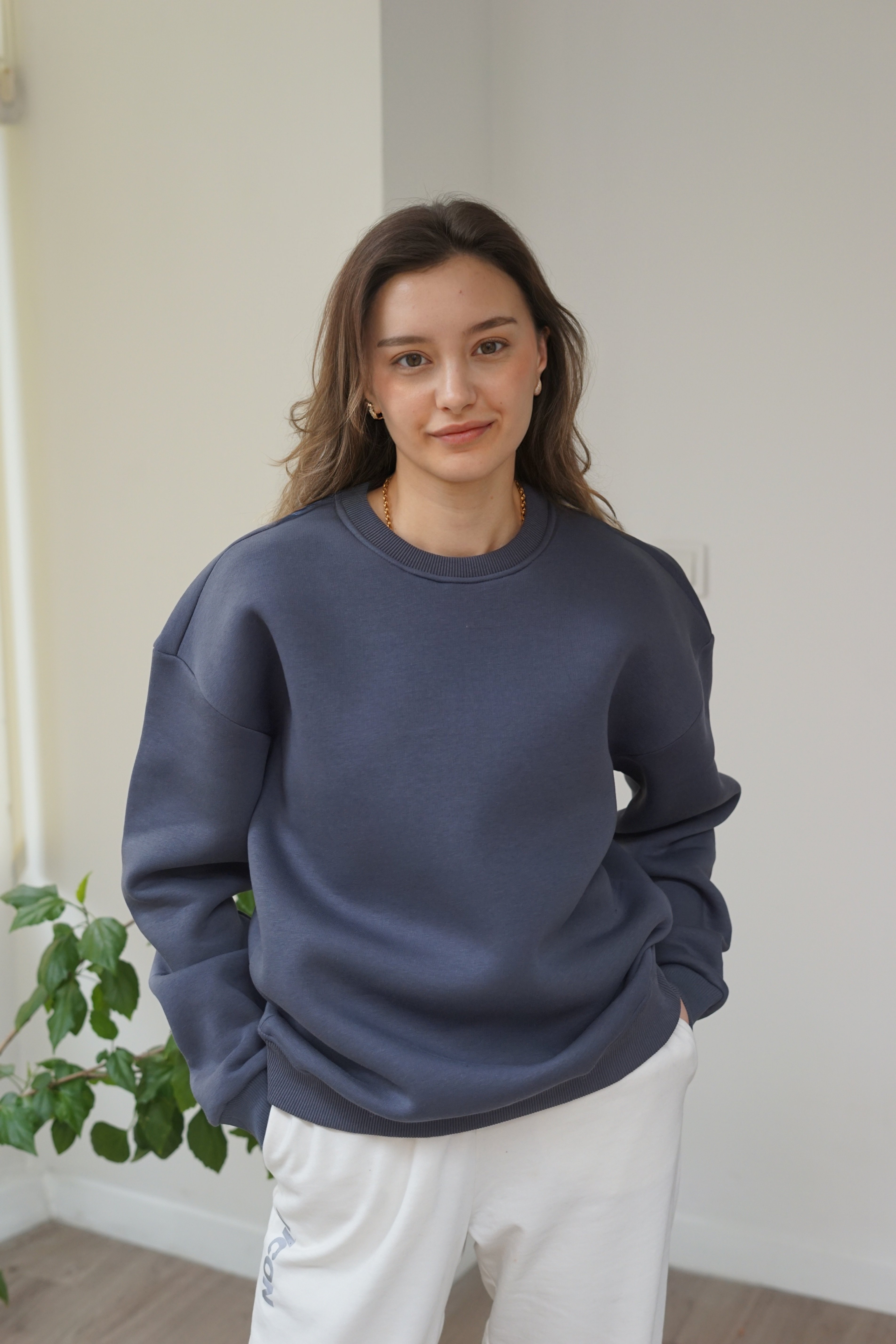 Unisex Island Baskili Sweatshirt