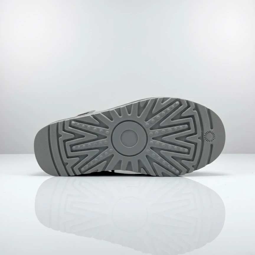 Tüylü Bagcikli Bot