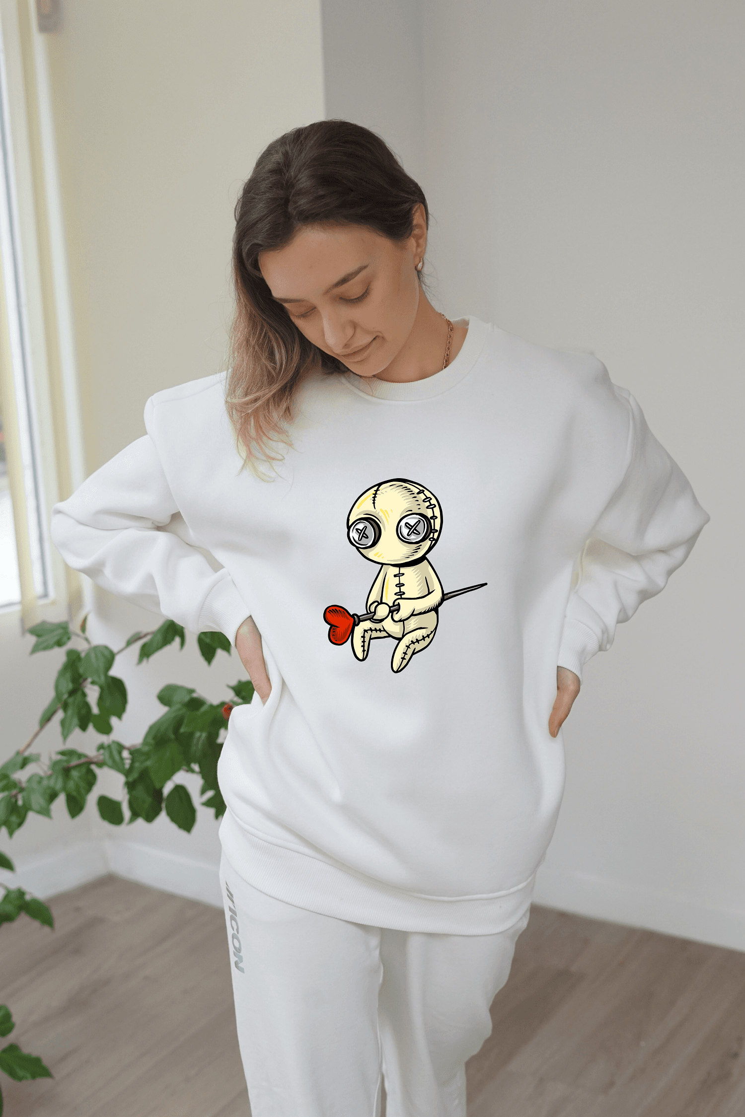 Unisex Broken Heart Baskili Sweatshirt