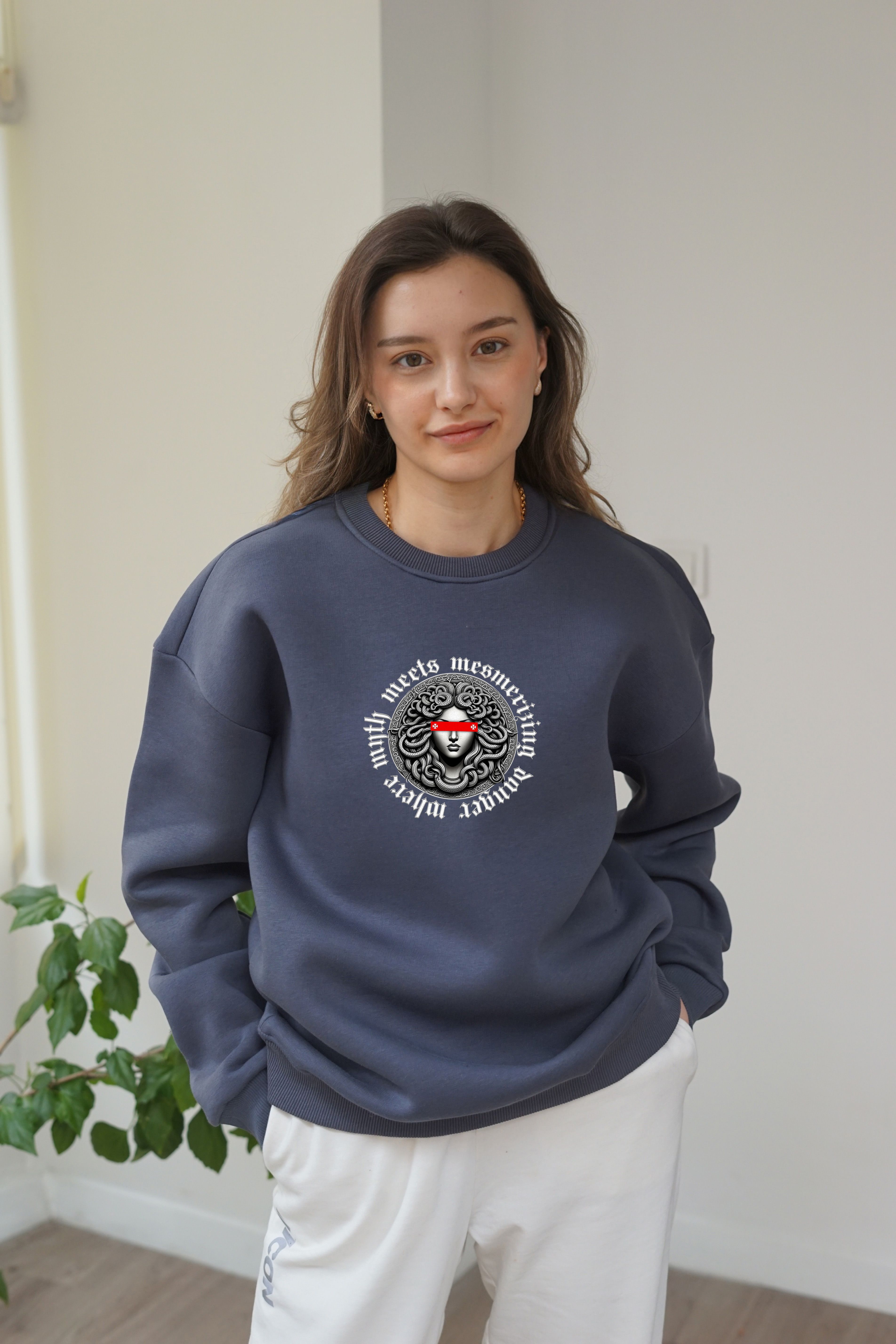 Unisex Medusa Baskili Sweatshirt