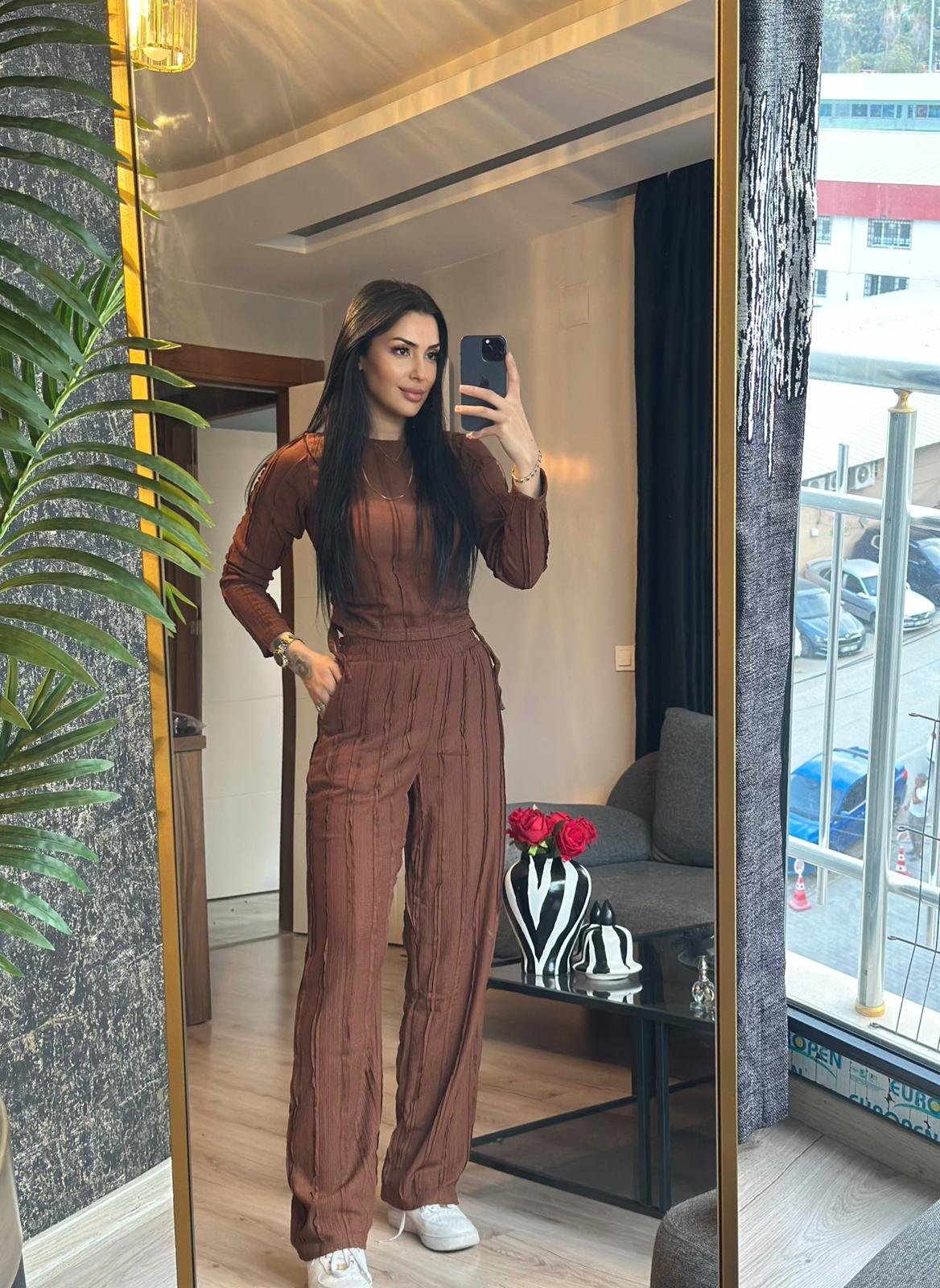 HOLLA BÜZGÜLÜ TAKIM