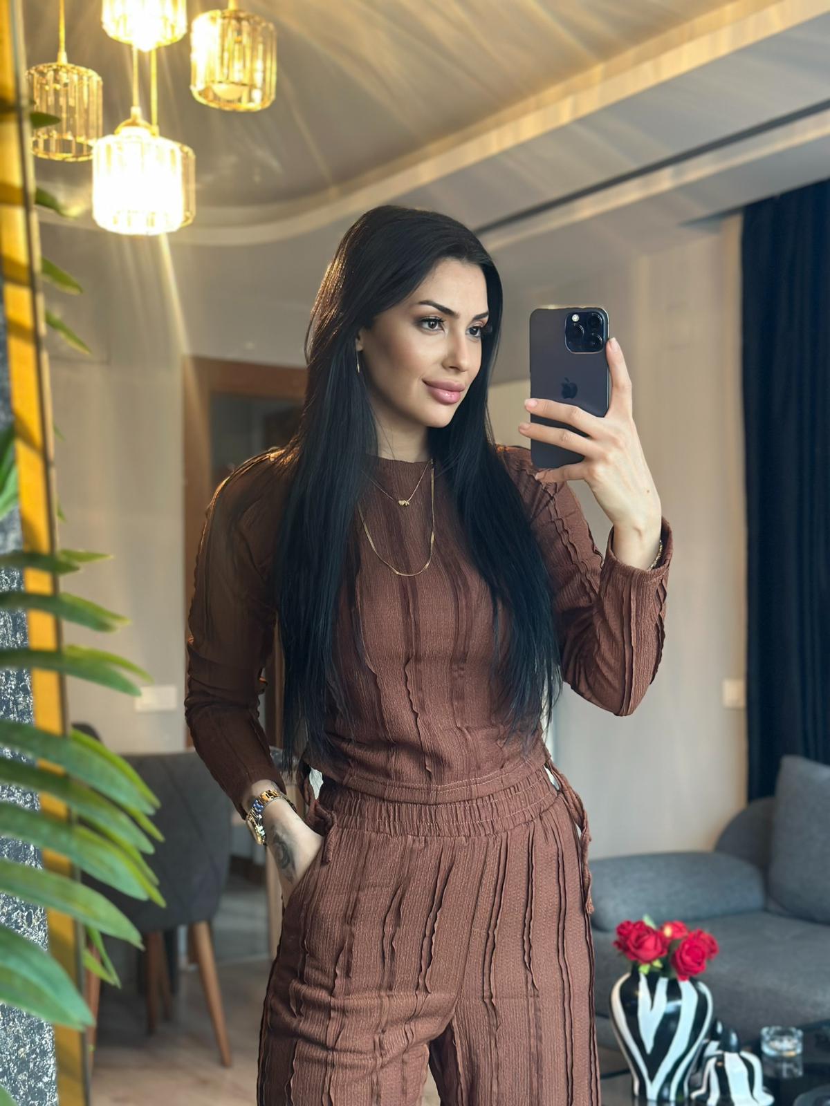 HOLLA BÜZGÜLÜ TAKIM