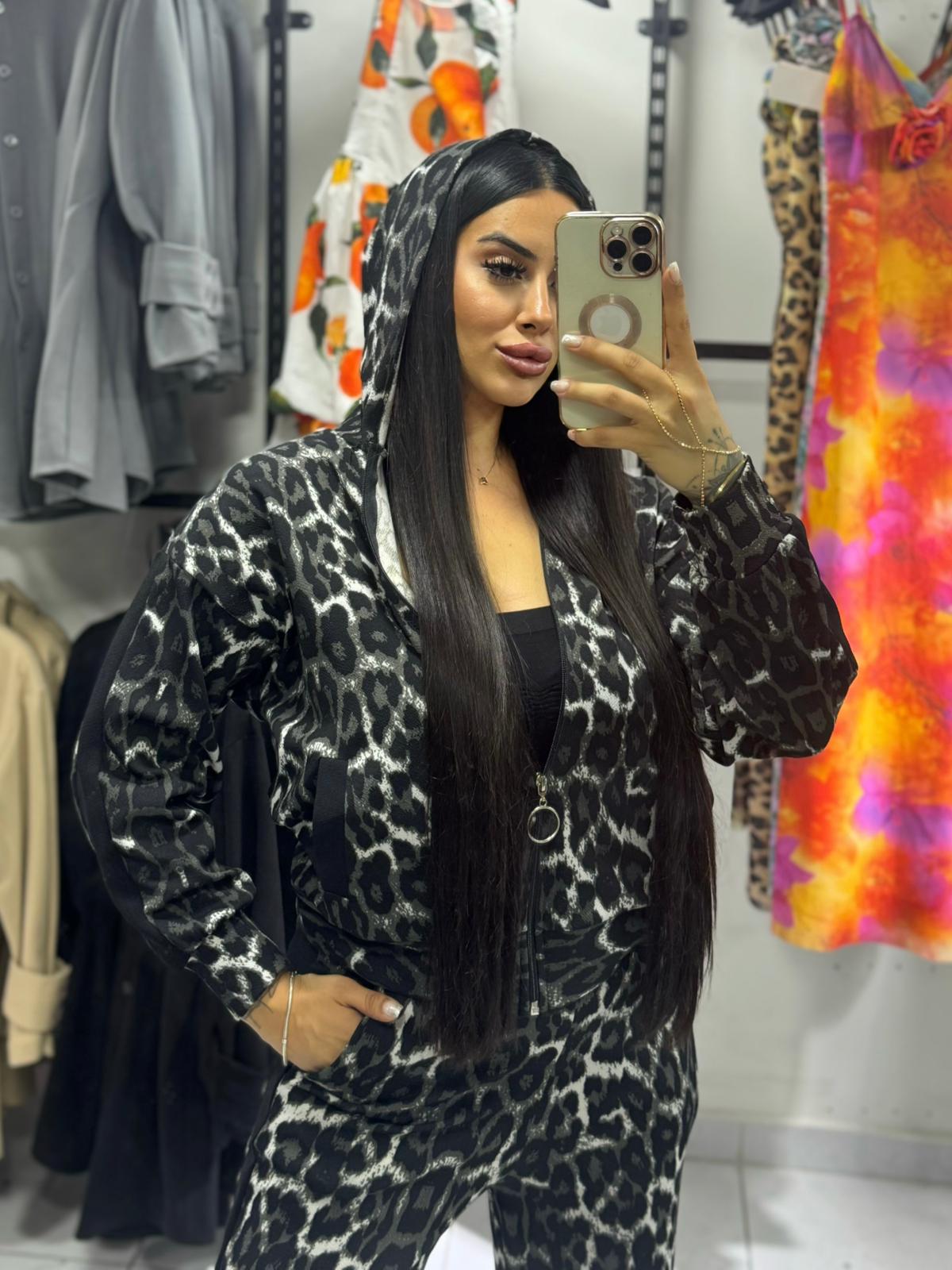 KAPÜŞONLU LEOPAR TAKIM