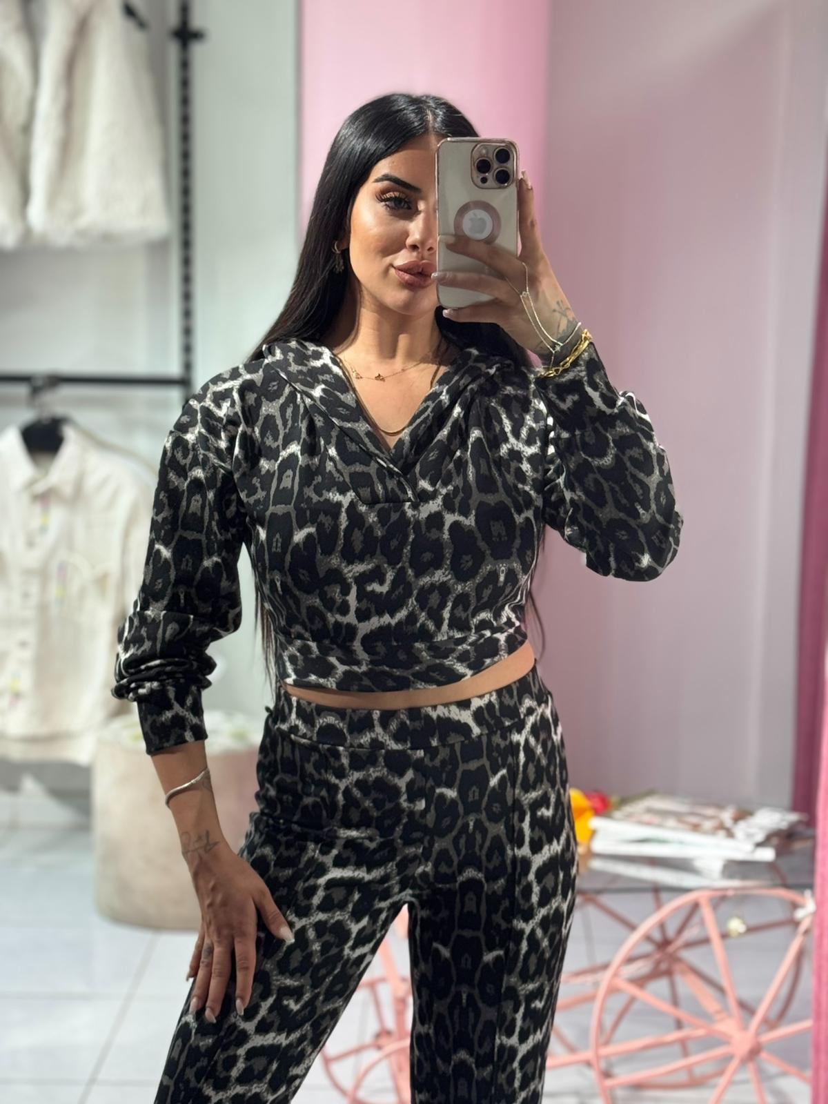 KAPÜŞONLU LEOPAR TAKIM