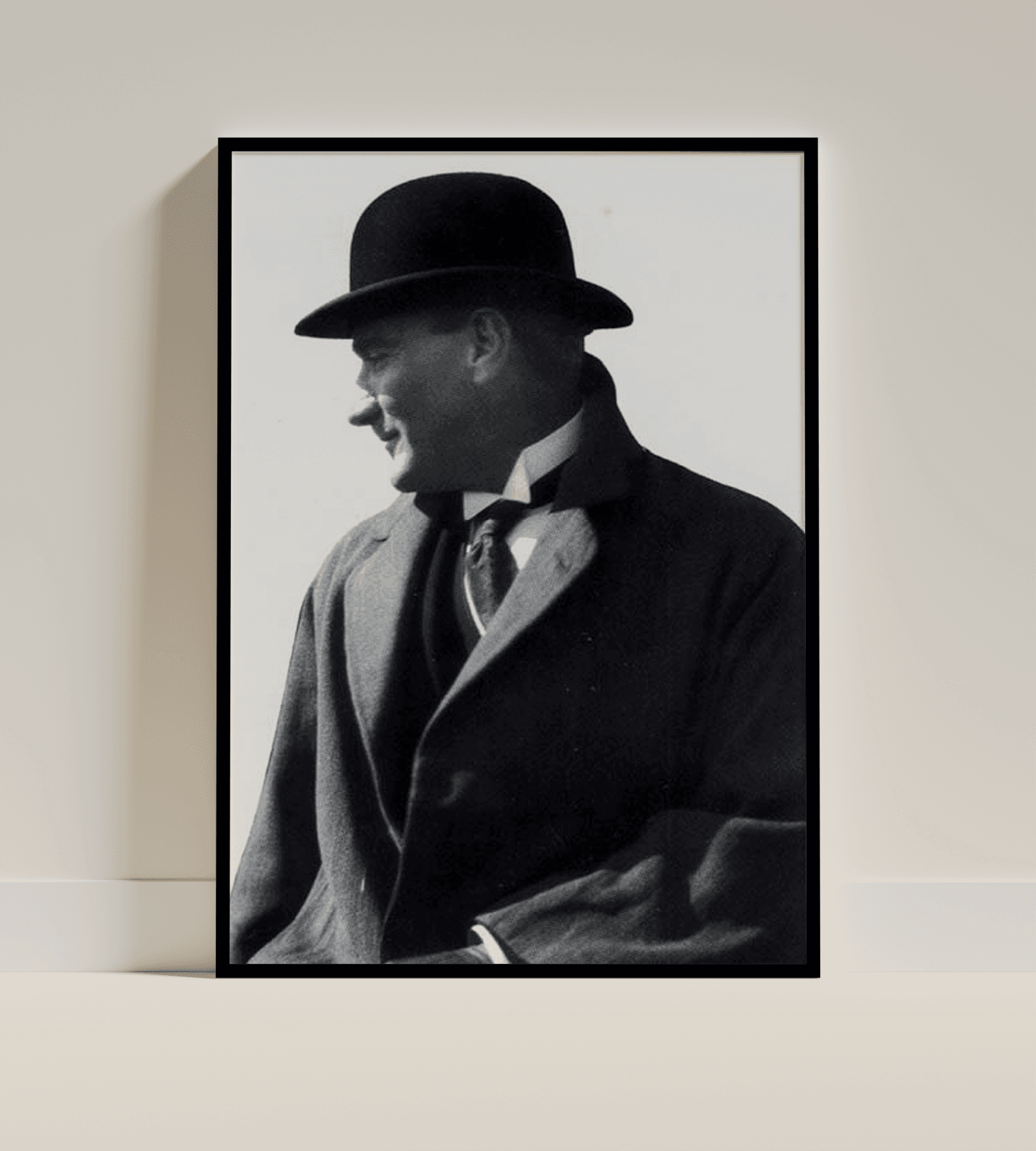 Stil – Fötr Şapkalı Atatürk Portresi (Çerçeveli Tablo)