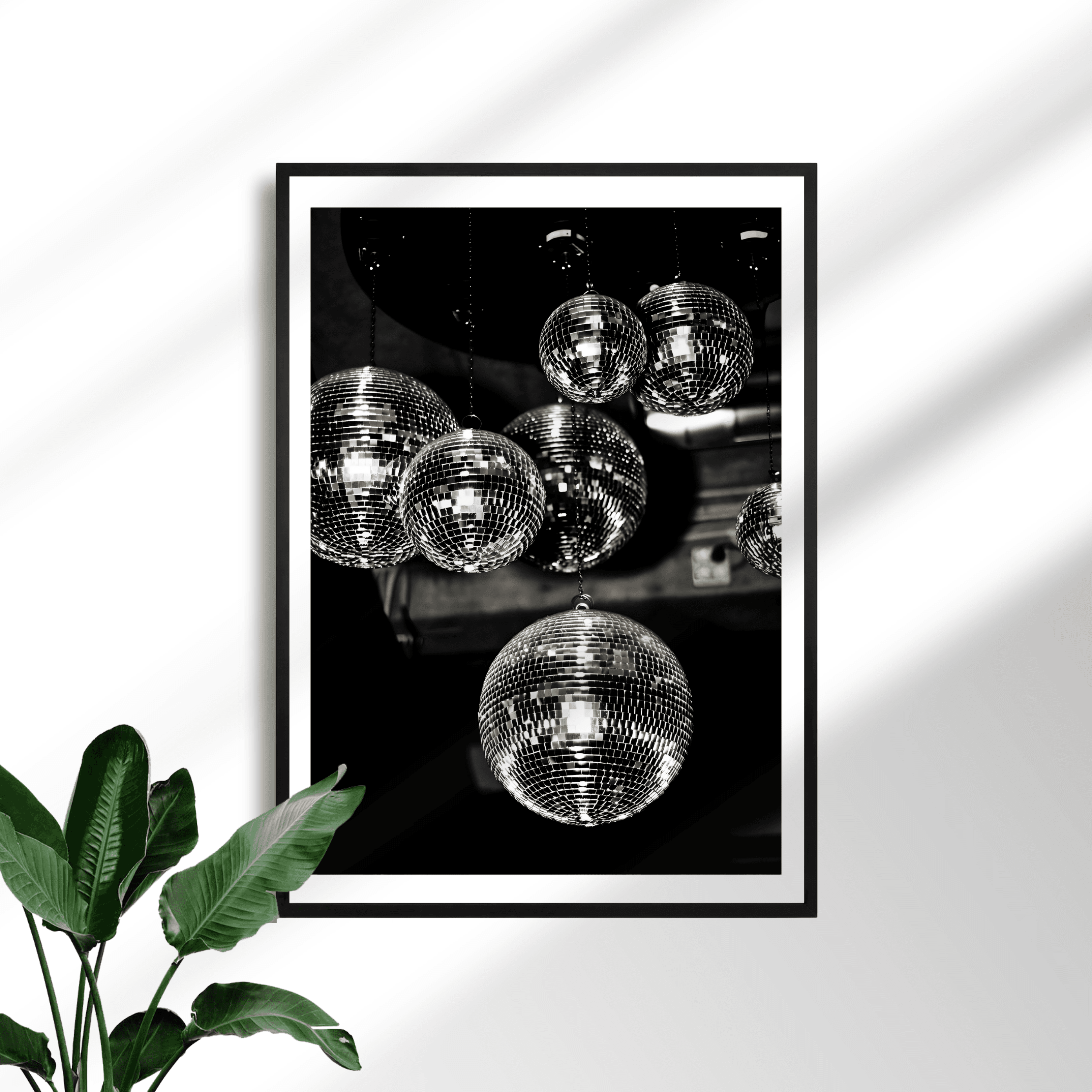 Luxury Noir Poster - LN-019 (Çerçeveli Tablo)