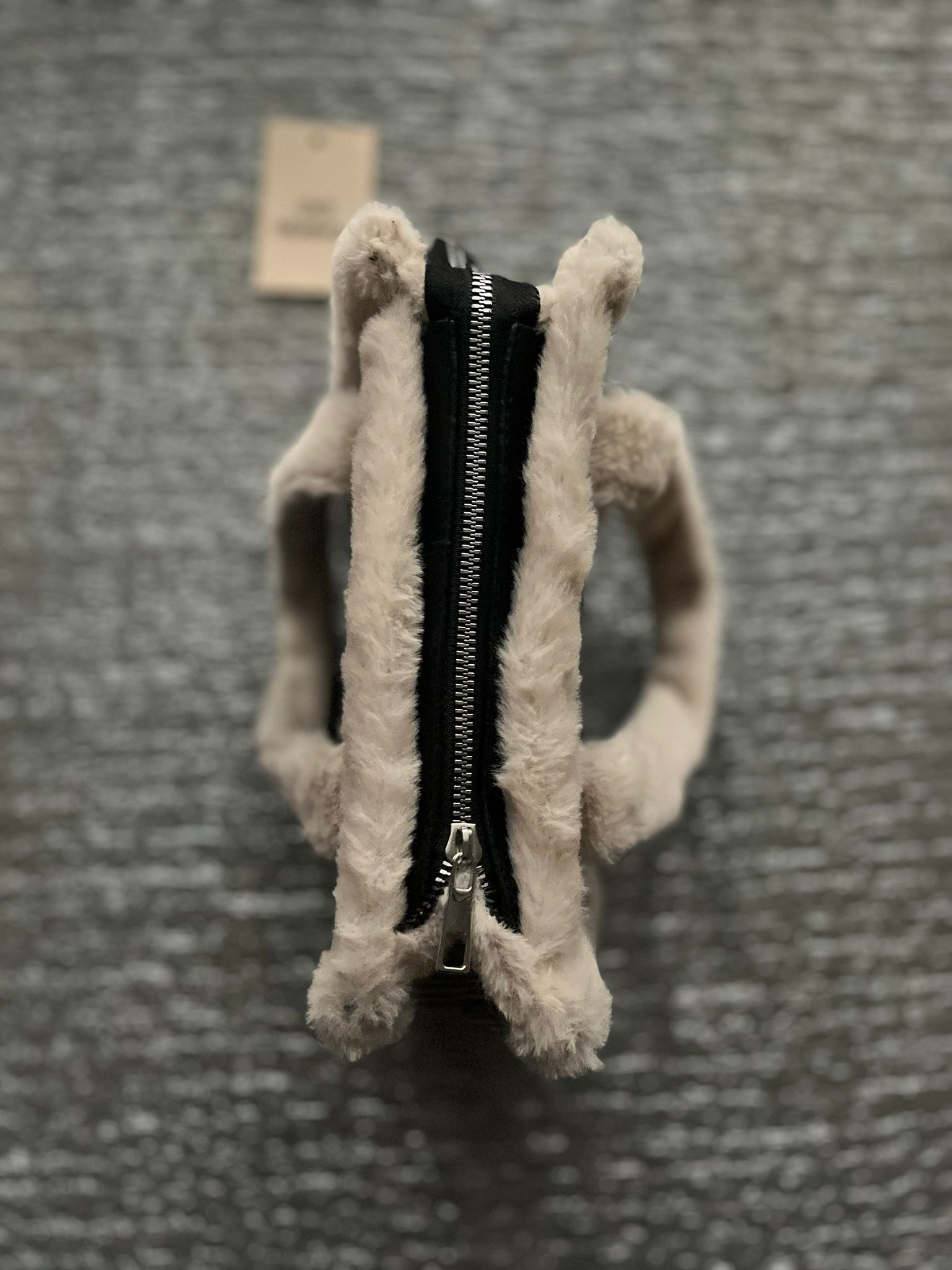 TEDDY Siyah Renkli Krem Peluş Detaylı Kadın El ve Omuz çantası