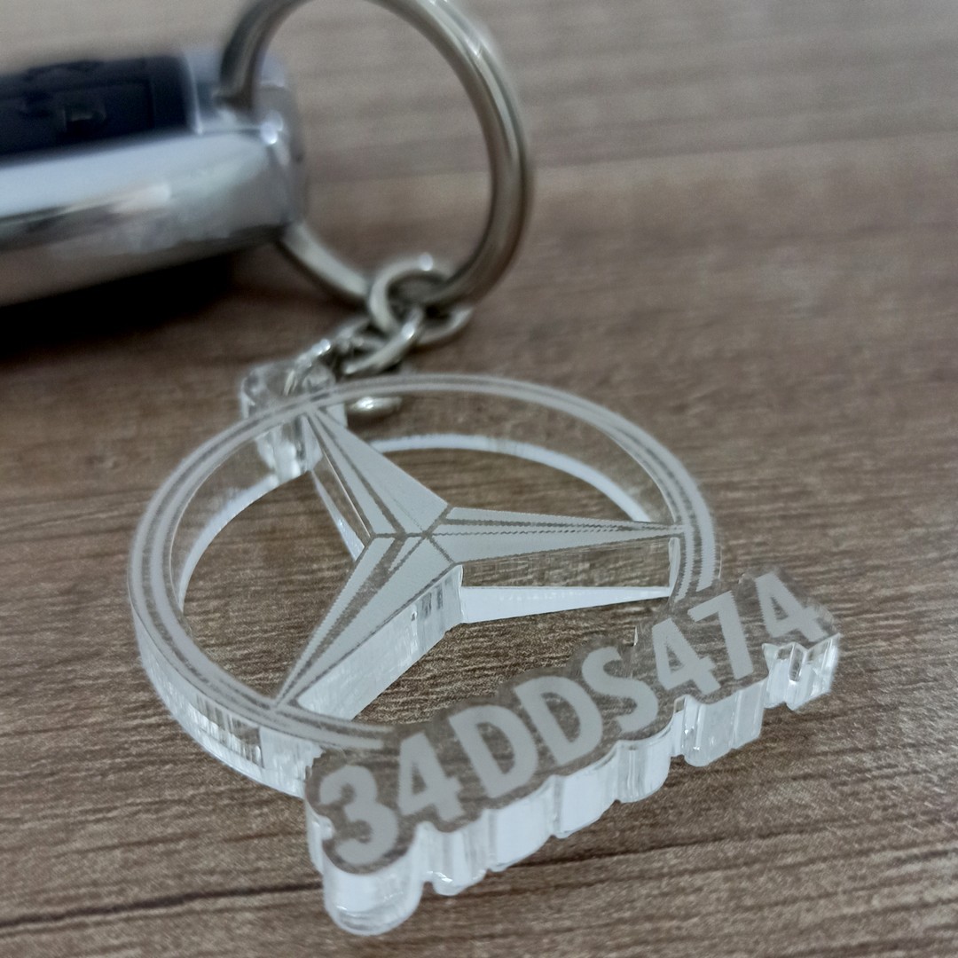 Plaka Yazılı Mercedes Anahtarlık Kişiye Özel