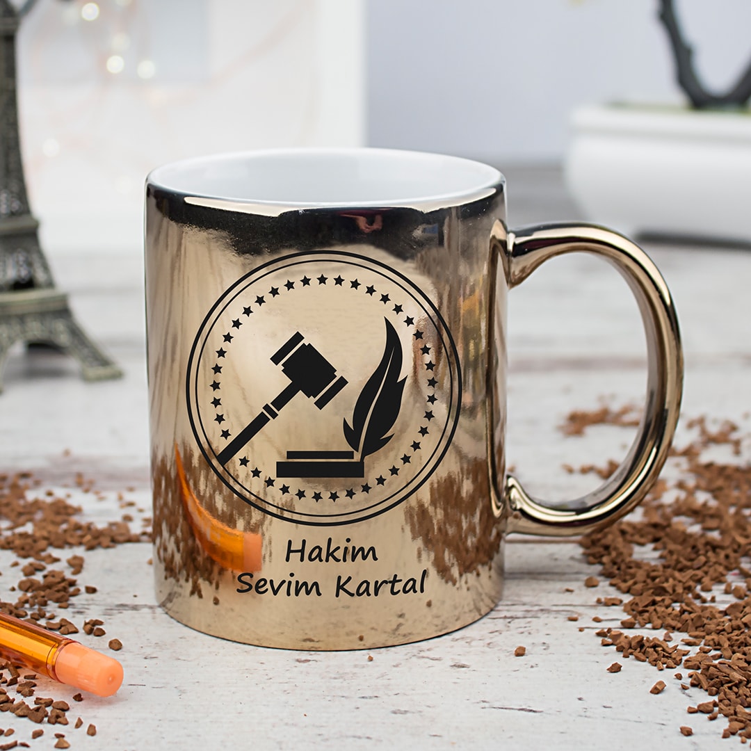 Hakime Hediye İsim Yazılı Hakim Tokmağı Özel Kupa Bardak