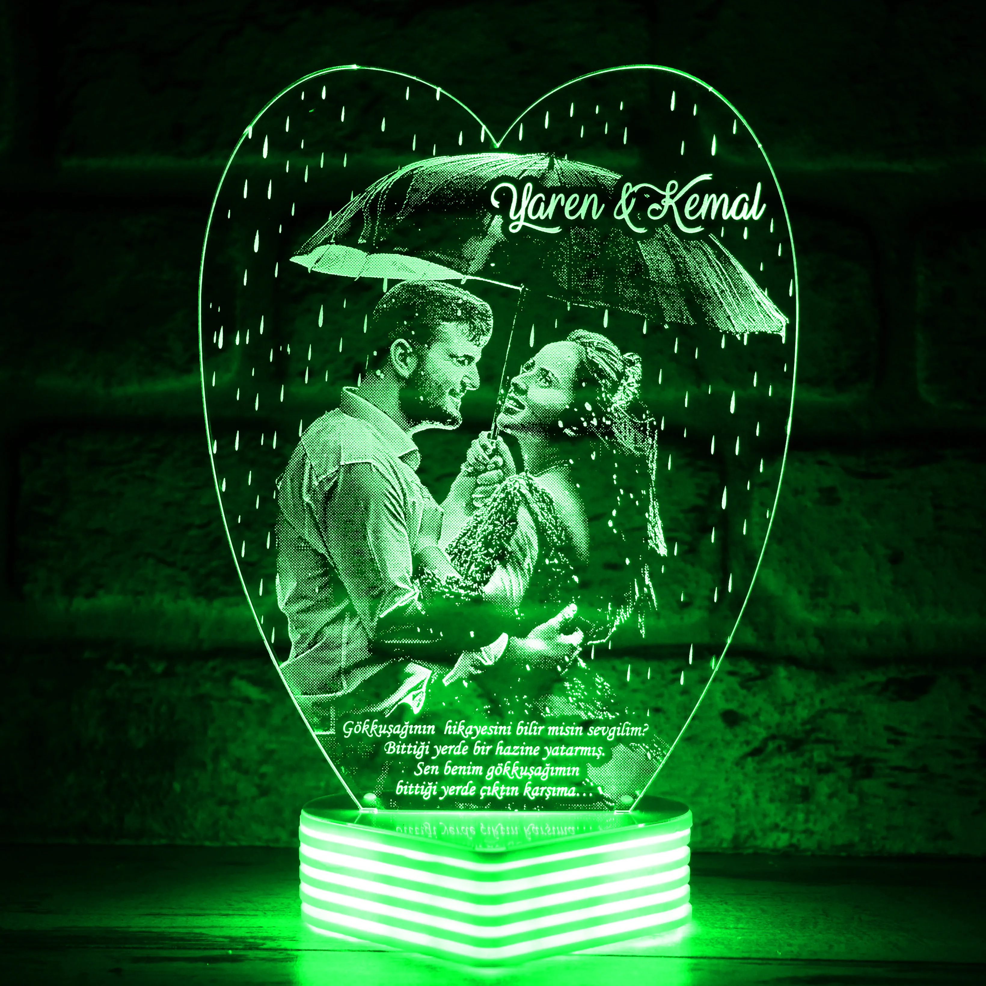 Yağmur Efektli Aşk Lambası Resimli 3D Lamba